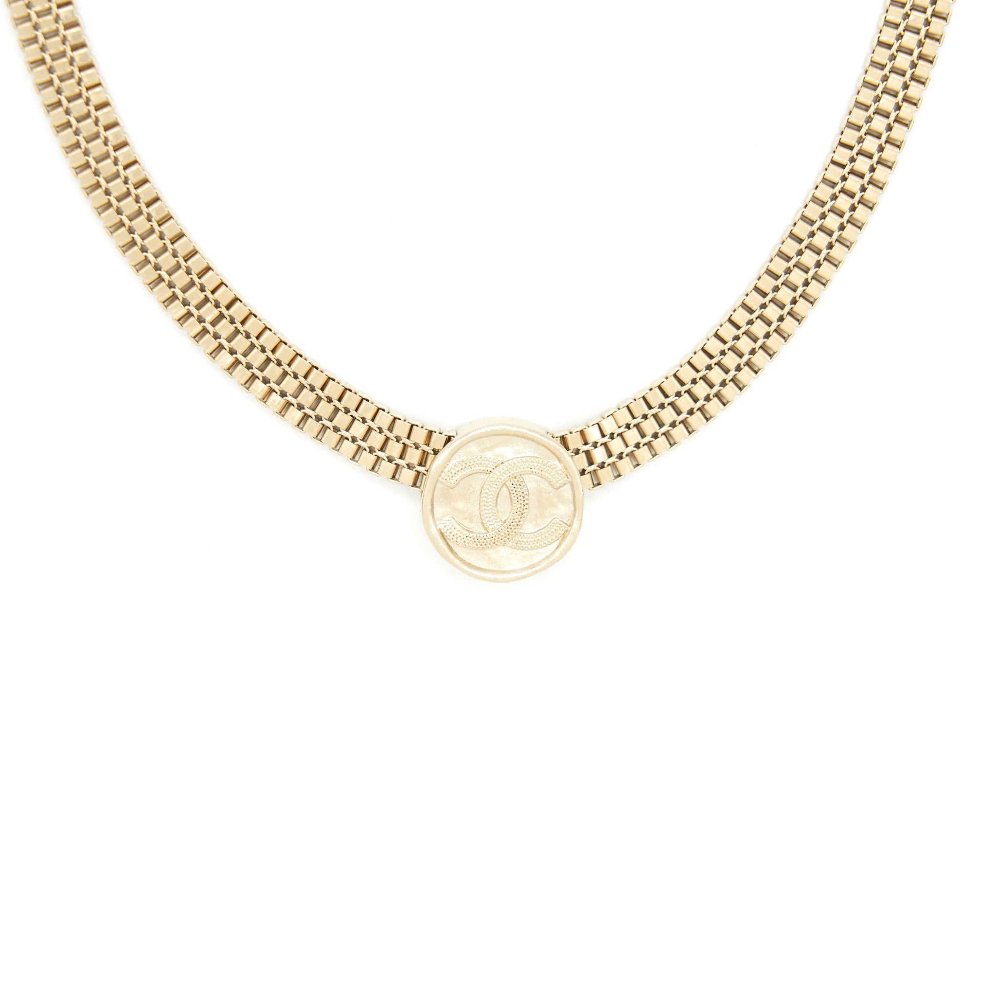 CHANEL ROUND CC LOGO CHOKER GOLD TONE