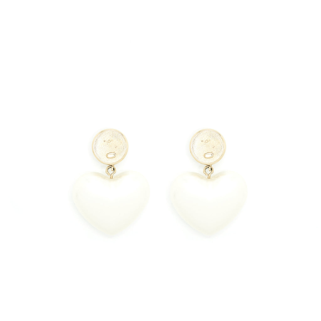 CHANEL 21B GIANT CC HEART DROP EARRINGS LIGHT GOLD TONE