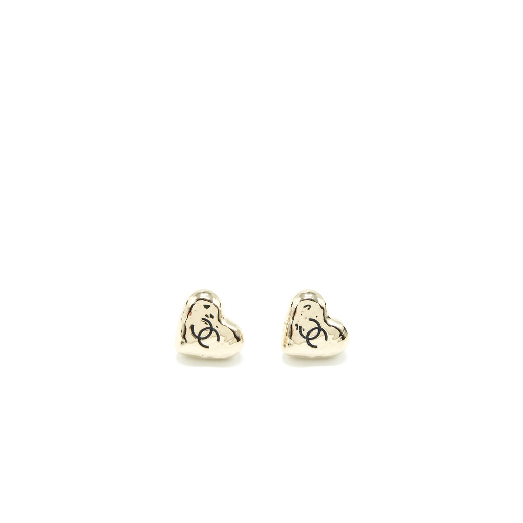CHANEL 22C LIGHT GOLD TONE HEART EARRINGS