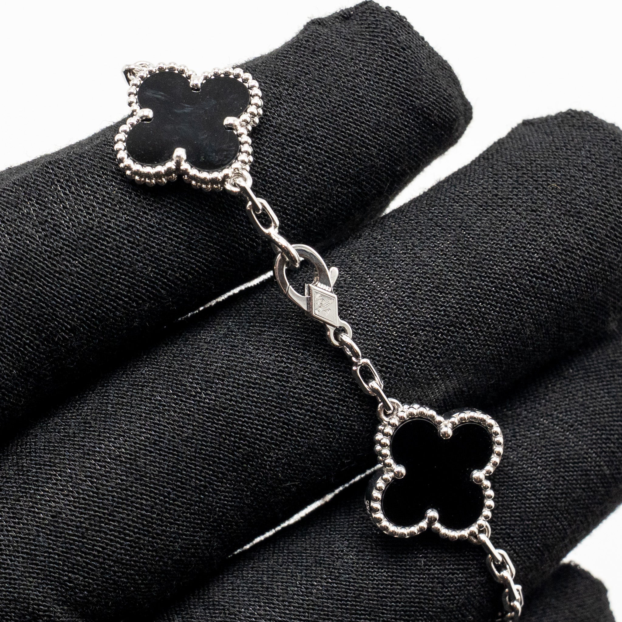 VAN CLEEF & ARPELS VINTAGE ALHAMBRA BRACELET 5 MOTIFS WHITE GOLD/DIAMONDS/ONYX
