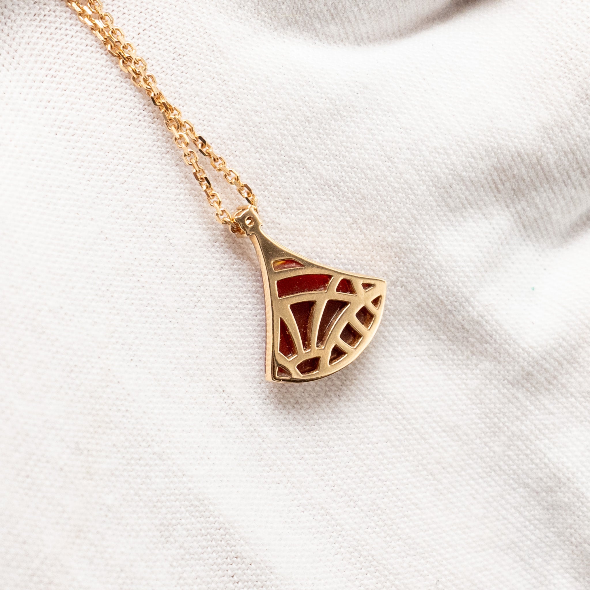 BVLGARI DIVAS’ DREAM NECKLACE ROSE GOLD/CARNELIAN/DIAMOND