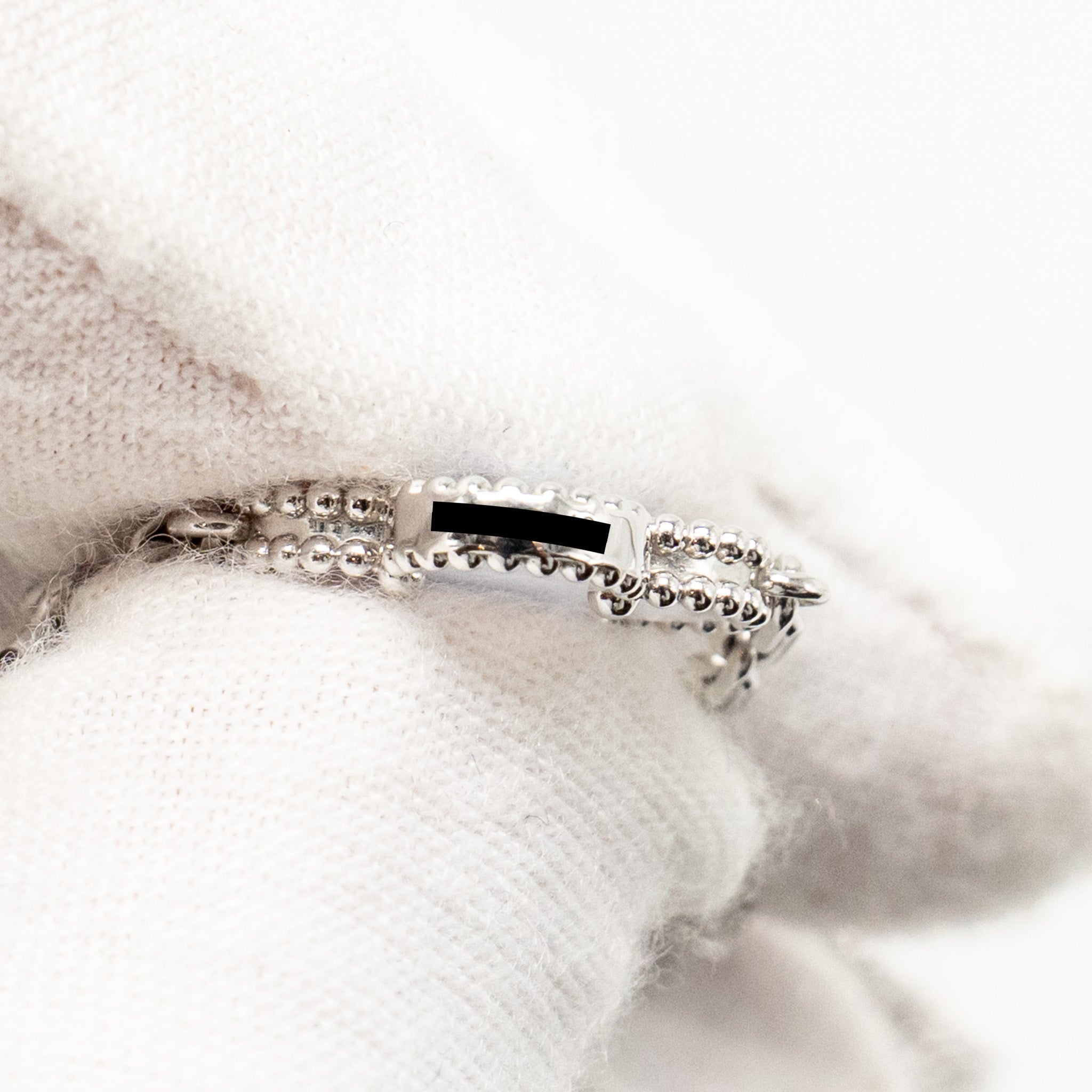 VAN CLEEF & ARPELS VINTAGE ALHAMBRA BRACELET 5 MOTIF WHITE GOLD, CHALCEDONY