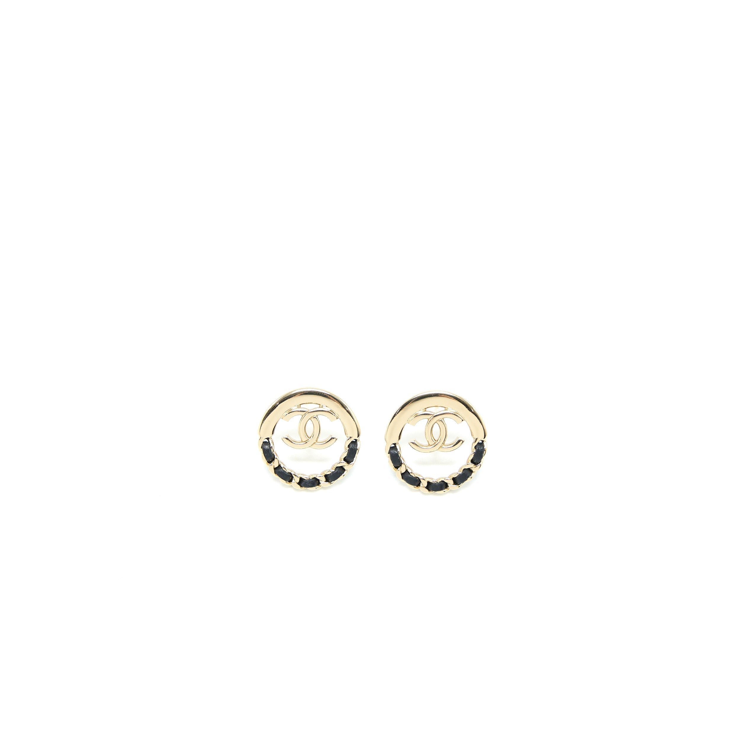 CHANEL ROUND WITH CC LOGO EARRINGS LEATHER BLACK LIGHT GOLD TONE