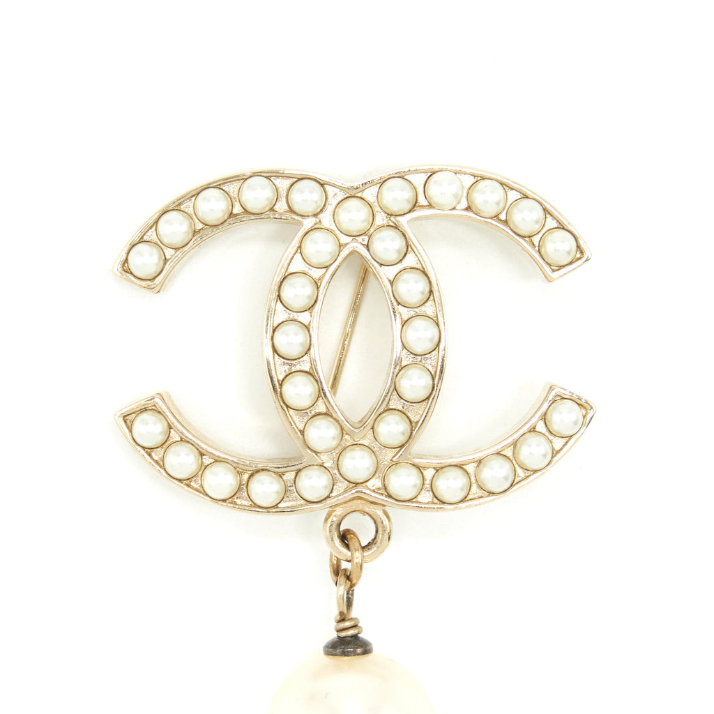 CHANEL PEARL CC LOGO WITH DROP PEARL BROOCH LGHW