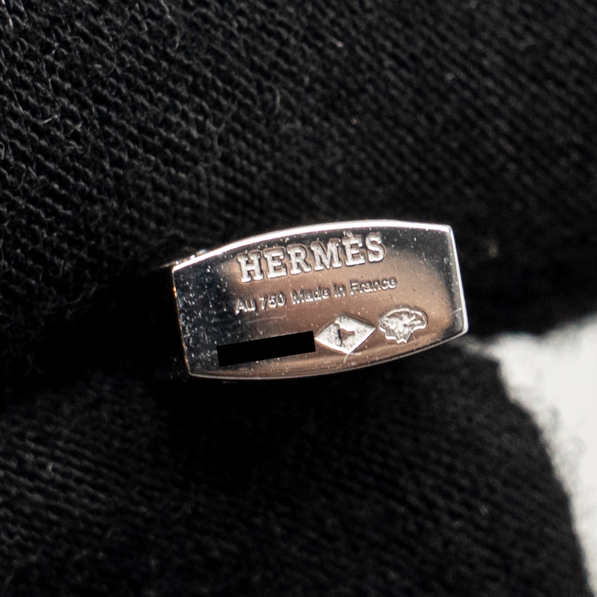 HERMES KELLY CADENAS PENDANT WHITE GOLD DIAMONDS