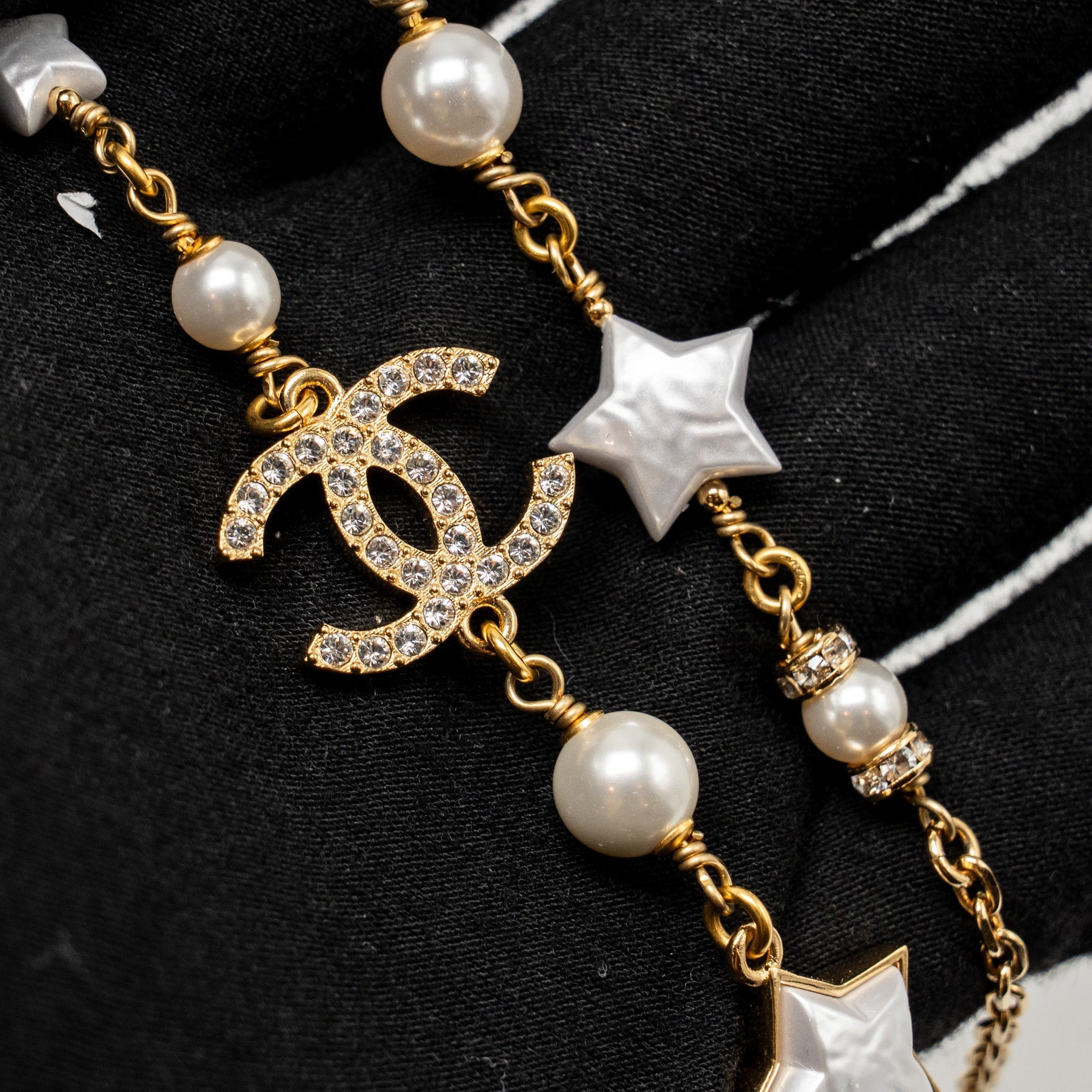 CHANEL CC STAR LONG NECKLACE PEARL/CRYSTAL GOLD TONE