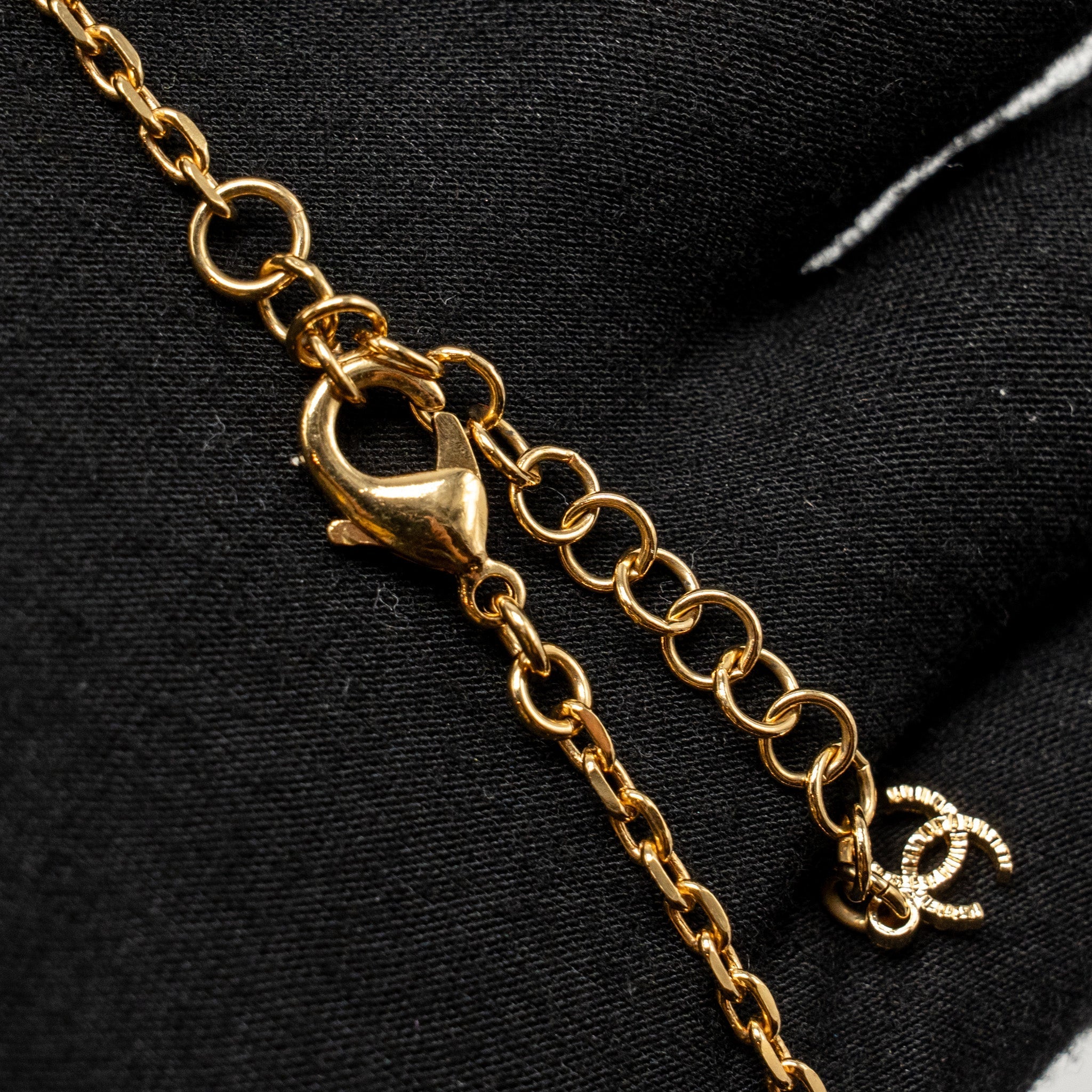 CHANEL CC STAR LONG NECKLACE PEARL/CRYSTAL GOLD TONE