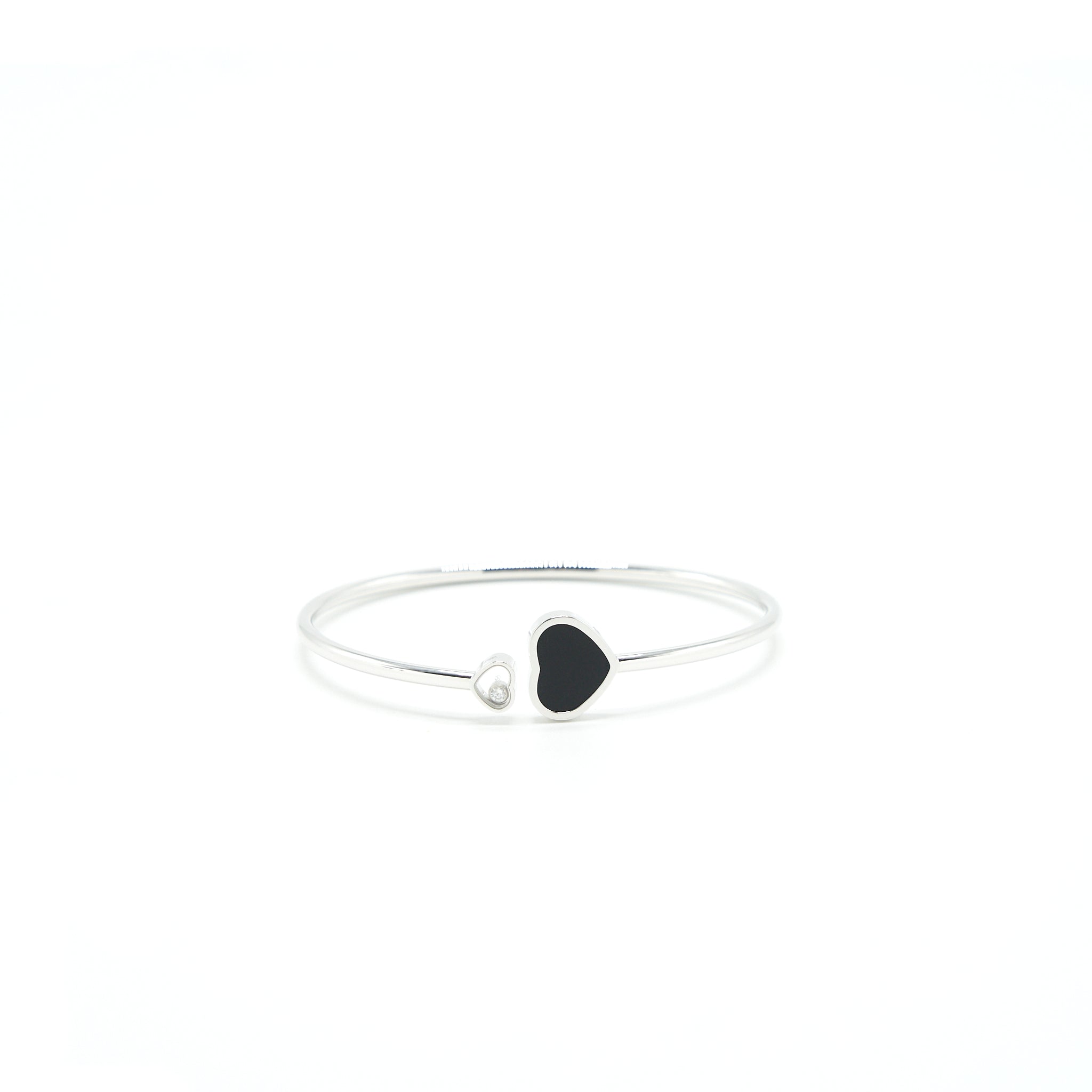 CHOPARD HAPPY HEARTS BANGLE ETHICAL WHITE GOLD WITH DIAMOND AND ONYX