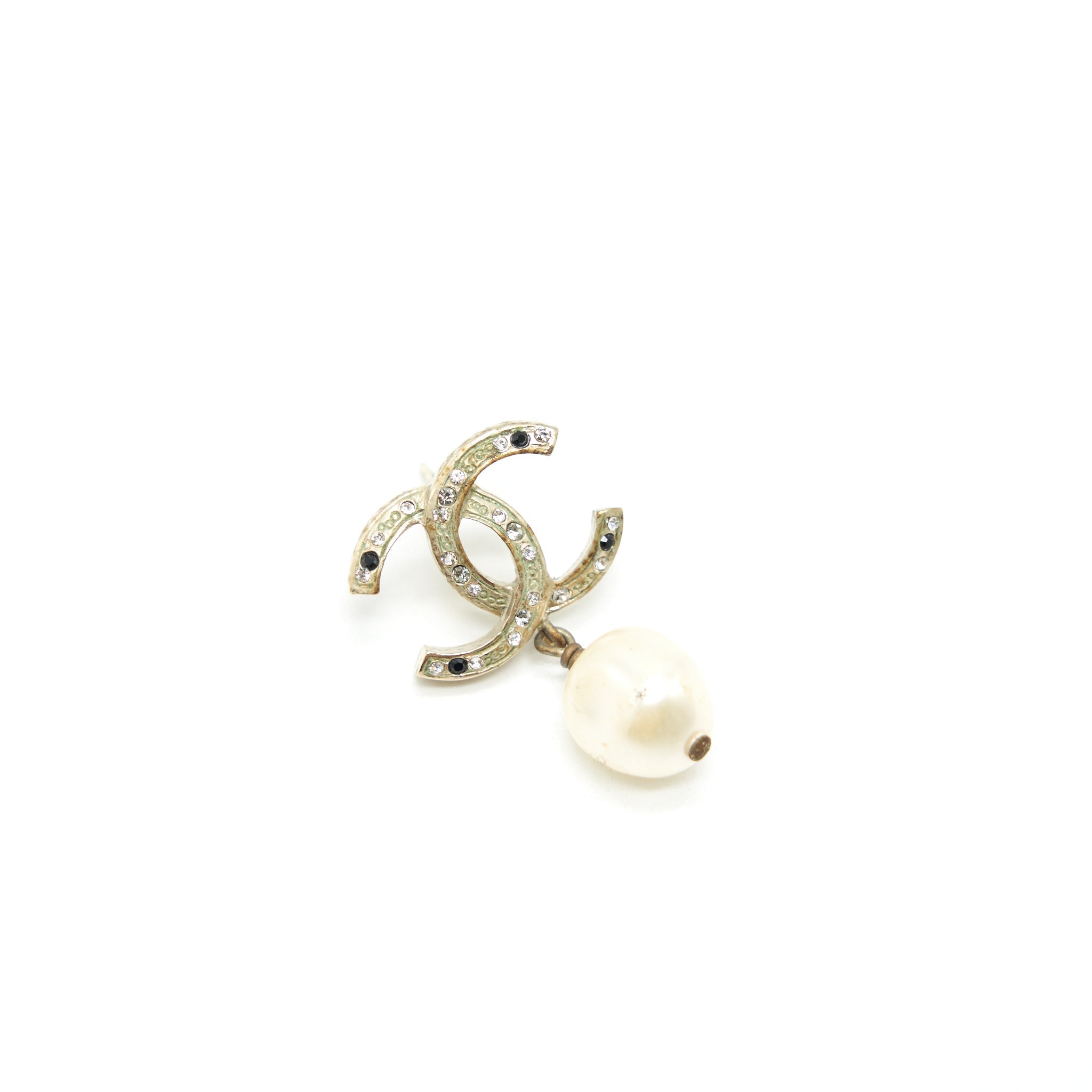 CHANEL CC AND PEARL EARRINGS