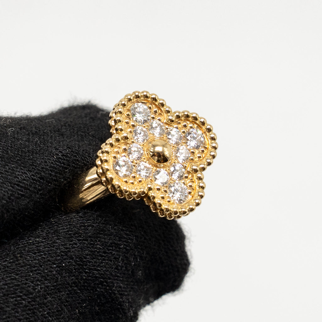 VAN CLEEF & ARPELS VINTAGE ALHAMBRA RING YELLOW GOLD, DIAMONDS