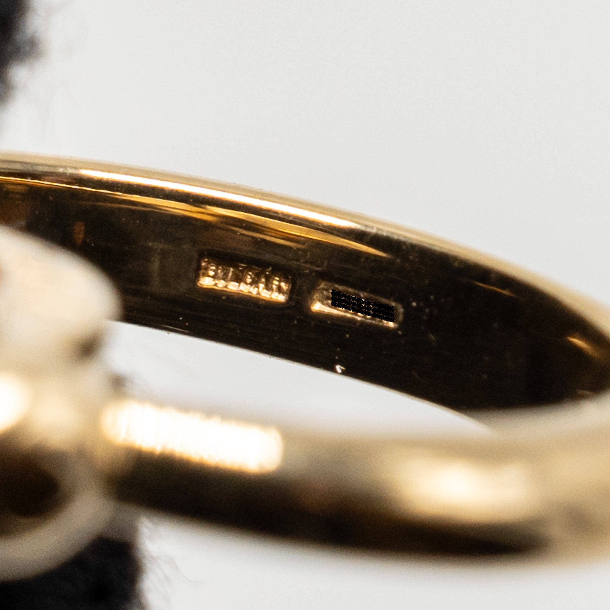 BVLGARI BVLGARI RING YELLOW GOLD/ONYX/CORAL BLACK/ORANGE