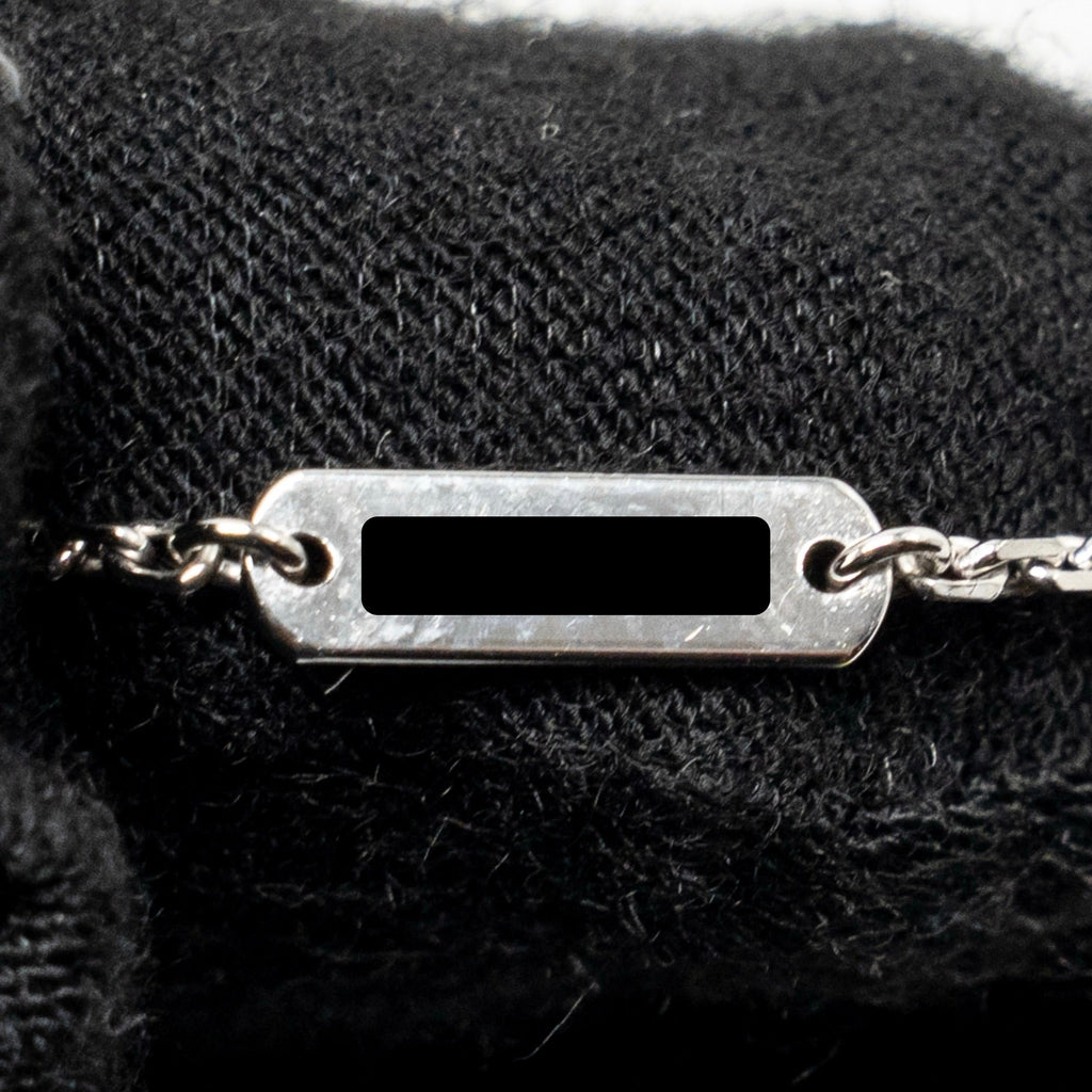 VAN CLEEF & ARPELS VINTAGE ALHAMBRA PENDANT GUILLOCHE WHITE GOLD