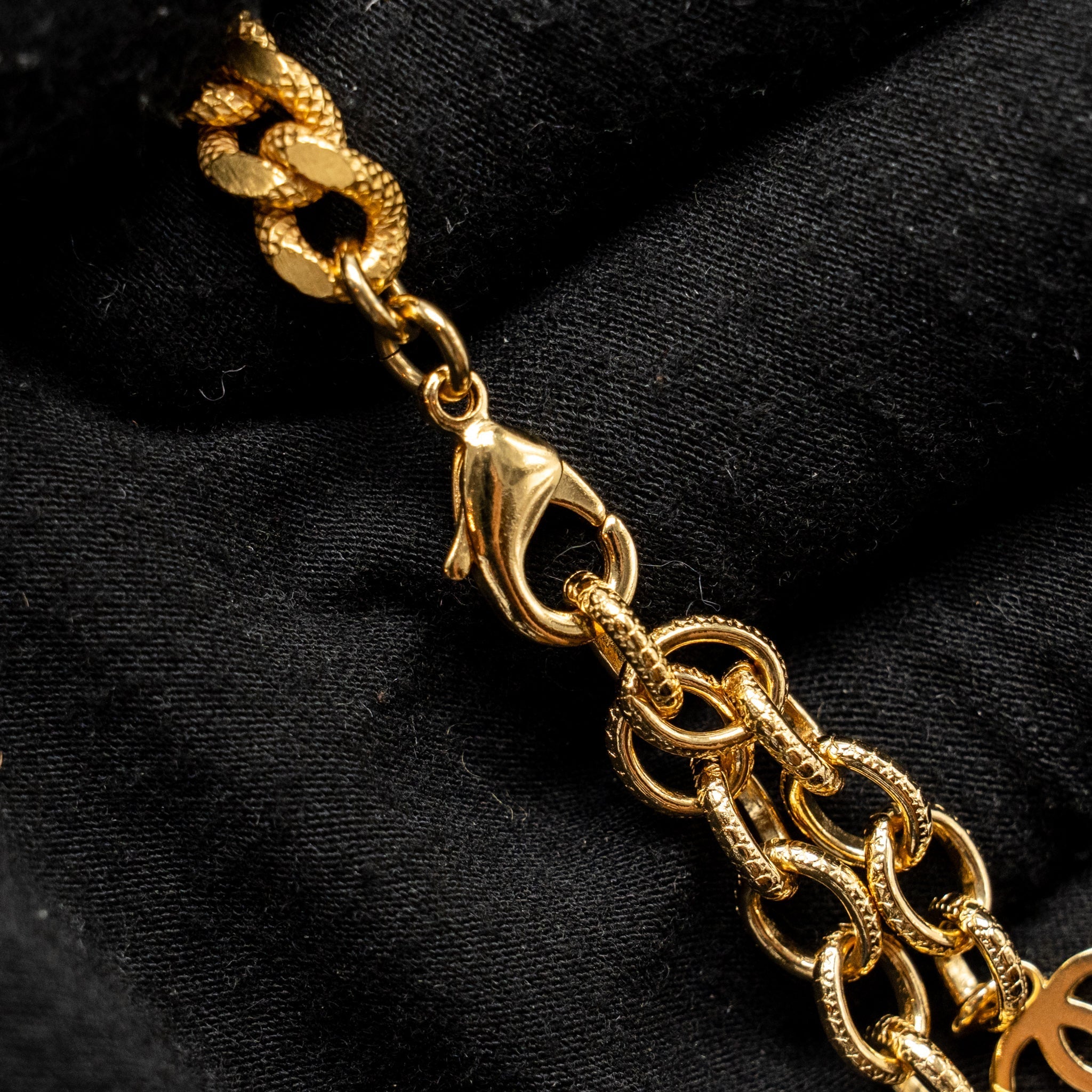 CHANEL CC CHOCKER/NECKLACE CRYSTAL GOLD TONE