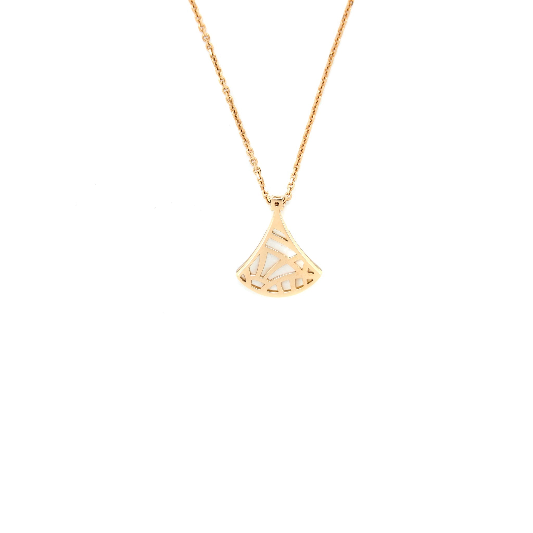 BVLGARI DIVA`S DREAM NECKLACE MOTHER OF PEARL WITH DIAMOND ROSE GOLD