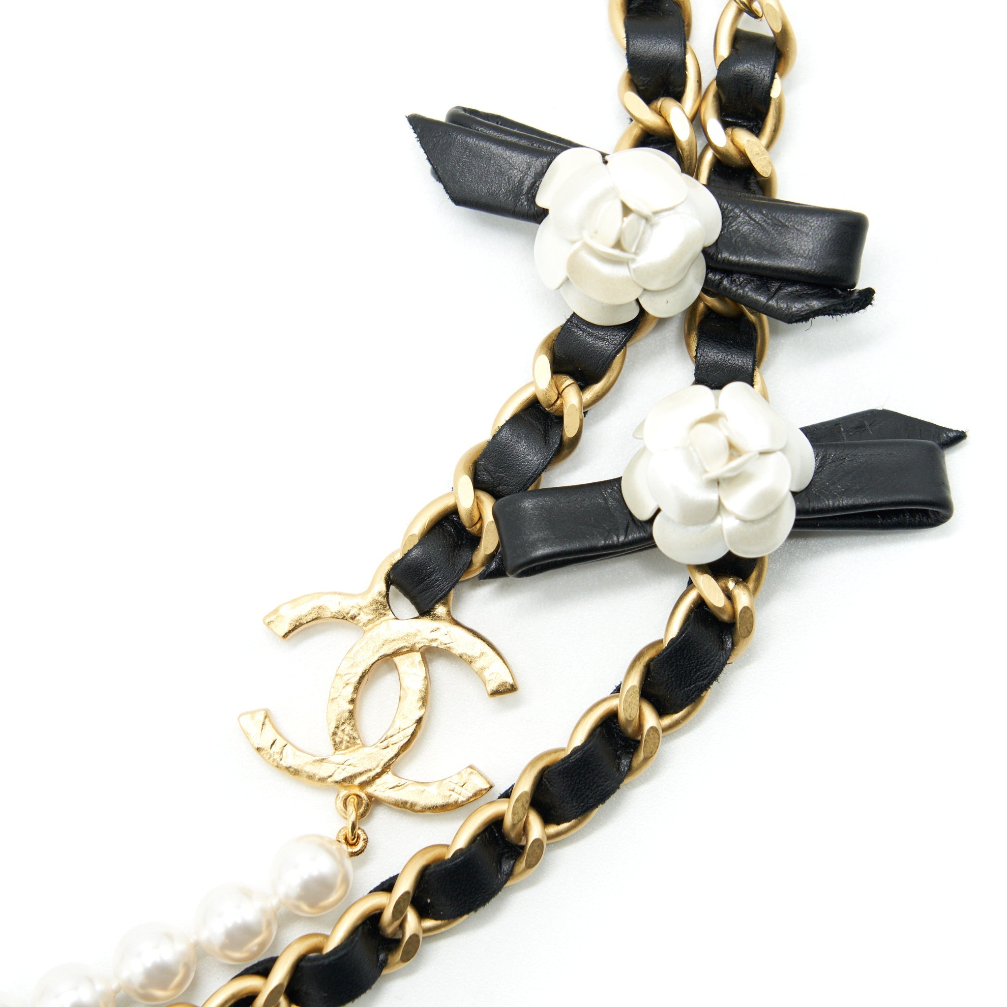 CHANEL CHAIN AND PEARL LONG NECKLACE