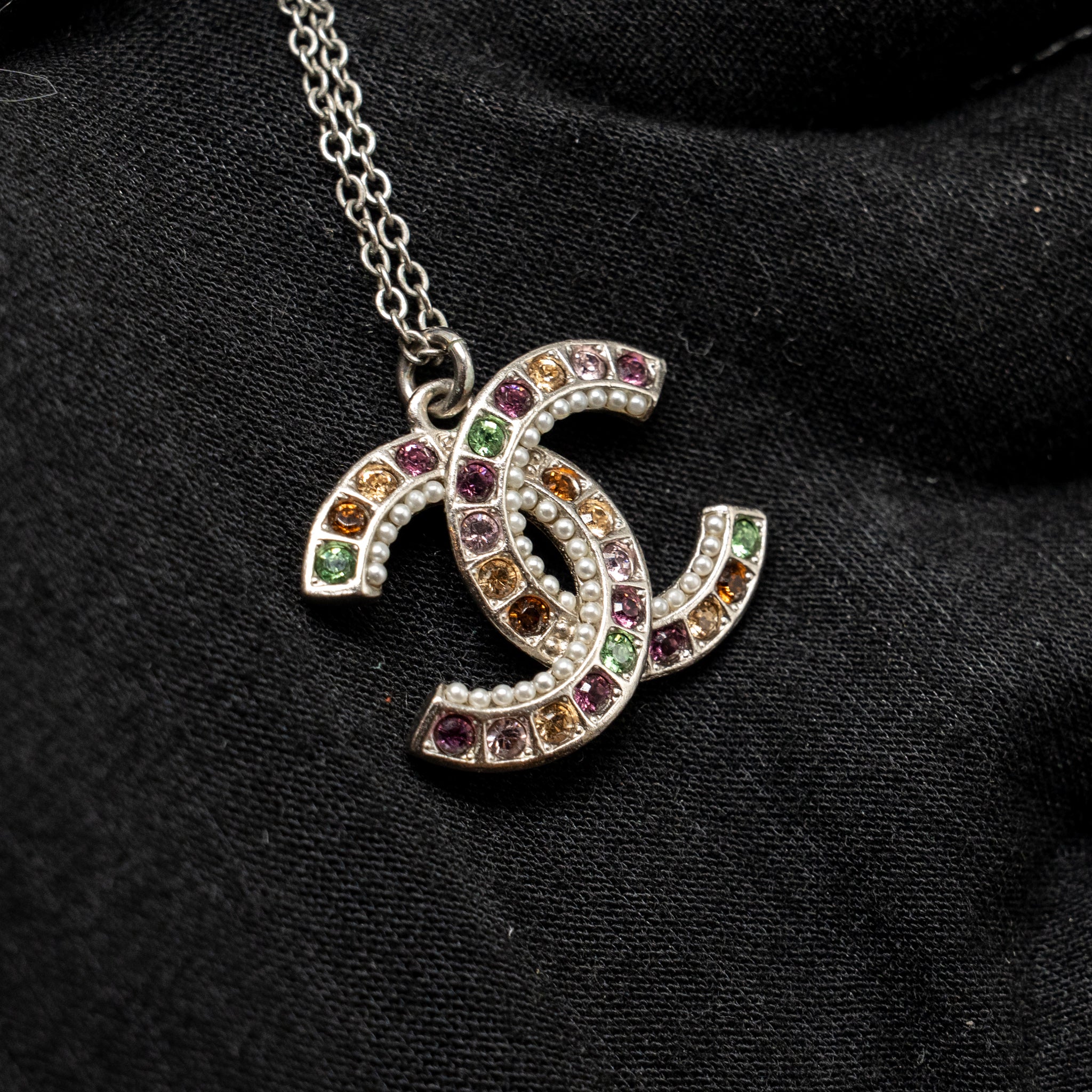 CHANEL CC LOGO LONG NECKLACE MULTICOLOURED CRYSTAL SILVER TONE