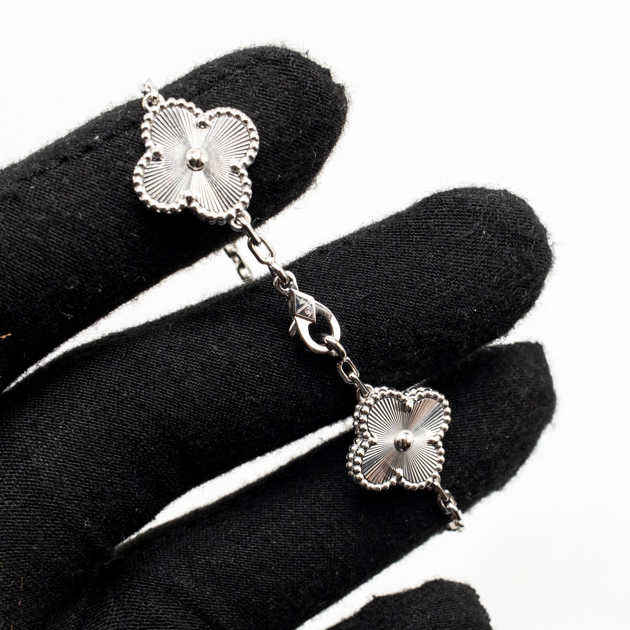 VAN CLEEF & ARPELS VINTAGE ALHAMBRA BRACELET 5 MOTIFS GUILLOCHE WHITE GOLD