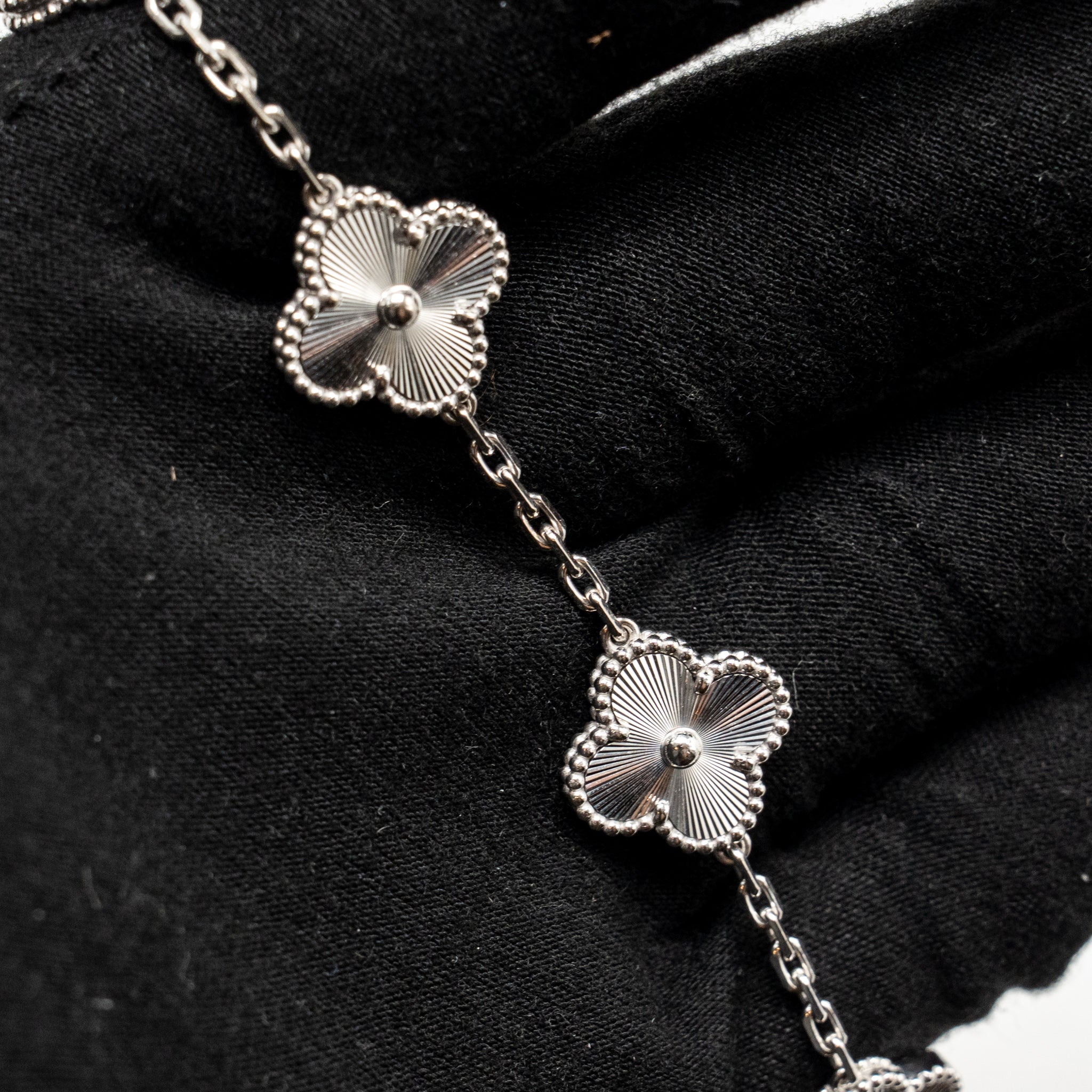 VAN CLEEF & ARPELS VINTAGE ALHAMBRA BRACELET 5 MOTIFS GUILLOCHE WHITE GOLD