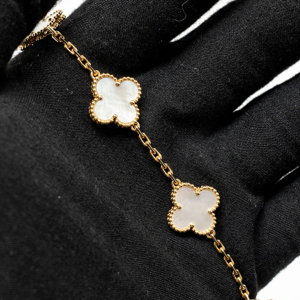VAN CLEEF & ARPELS VINTAGE ALHAMBRA BRACELET 5 MOTIFS YELLOW GOLD, MOTHER OF PEARL