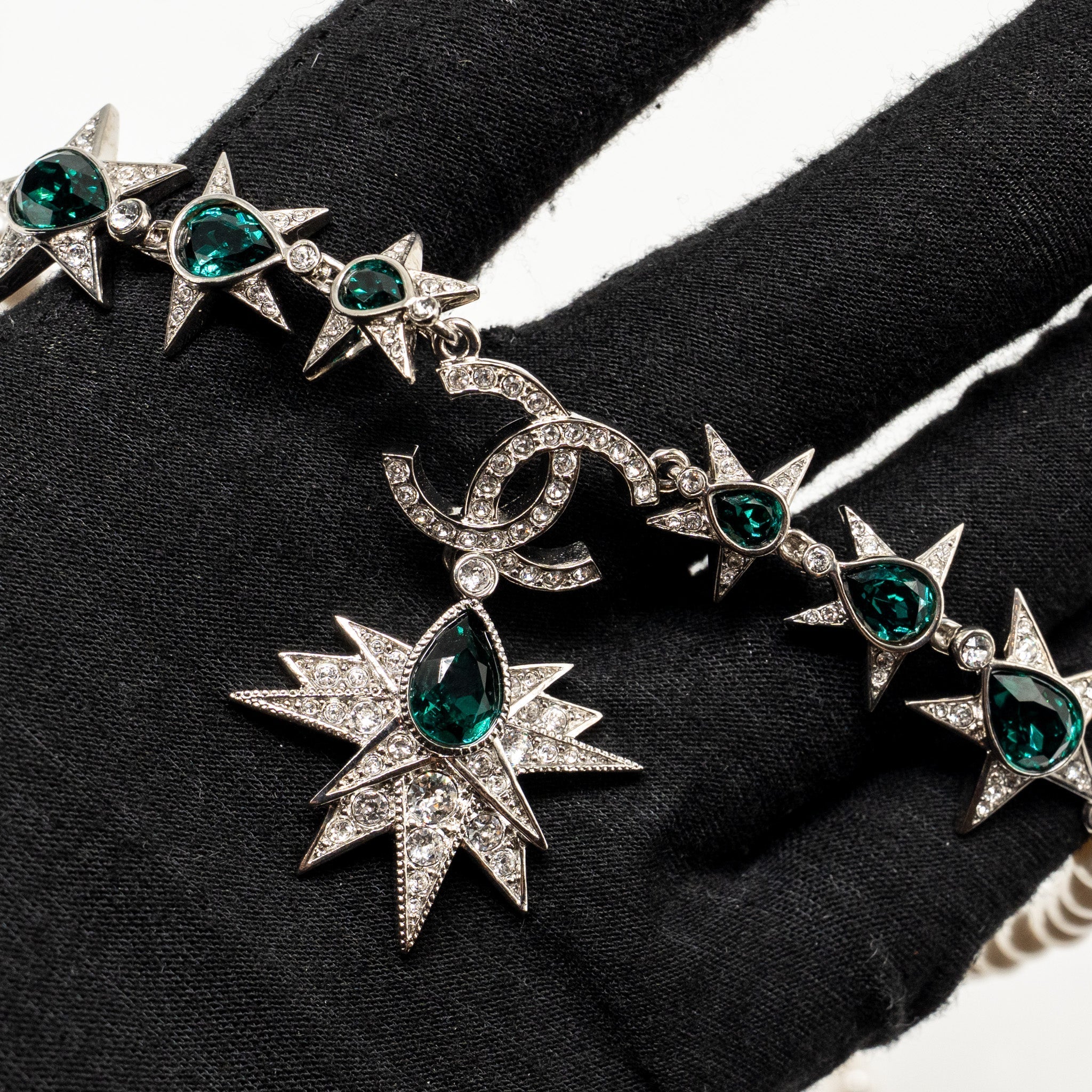 CHANEL CC AND STAR LAYERED LONG NECKLACE PEARL/CRYSTAL GREEN/SILVER TONE