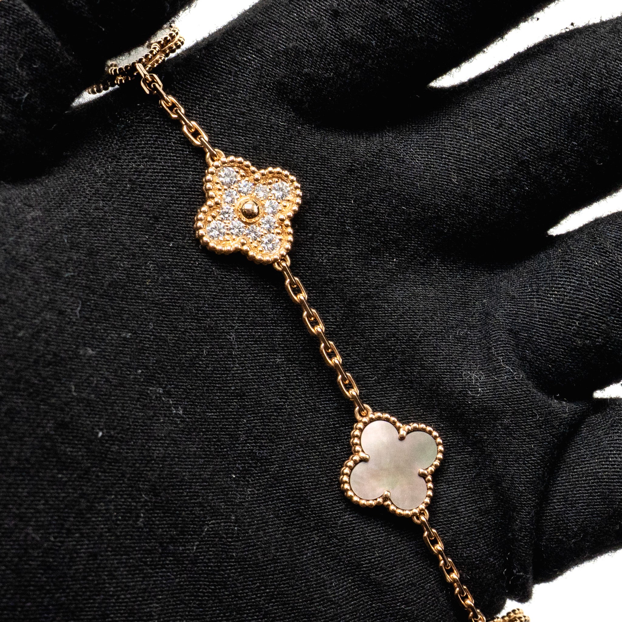 VAN CLEEF AND ARPELS VINTAGE ALHAMBRA BRACELET 5 MOTIF, 18K ROSE GOLD, DIAMOND, GREY MOTHER OF PEARL