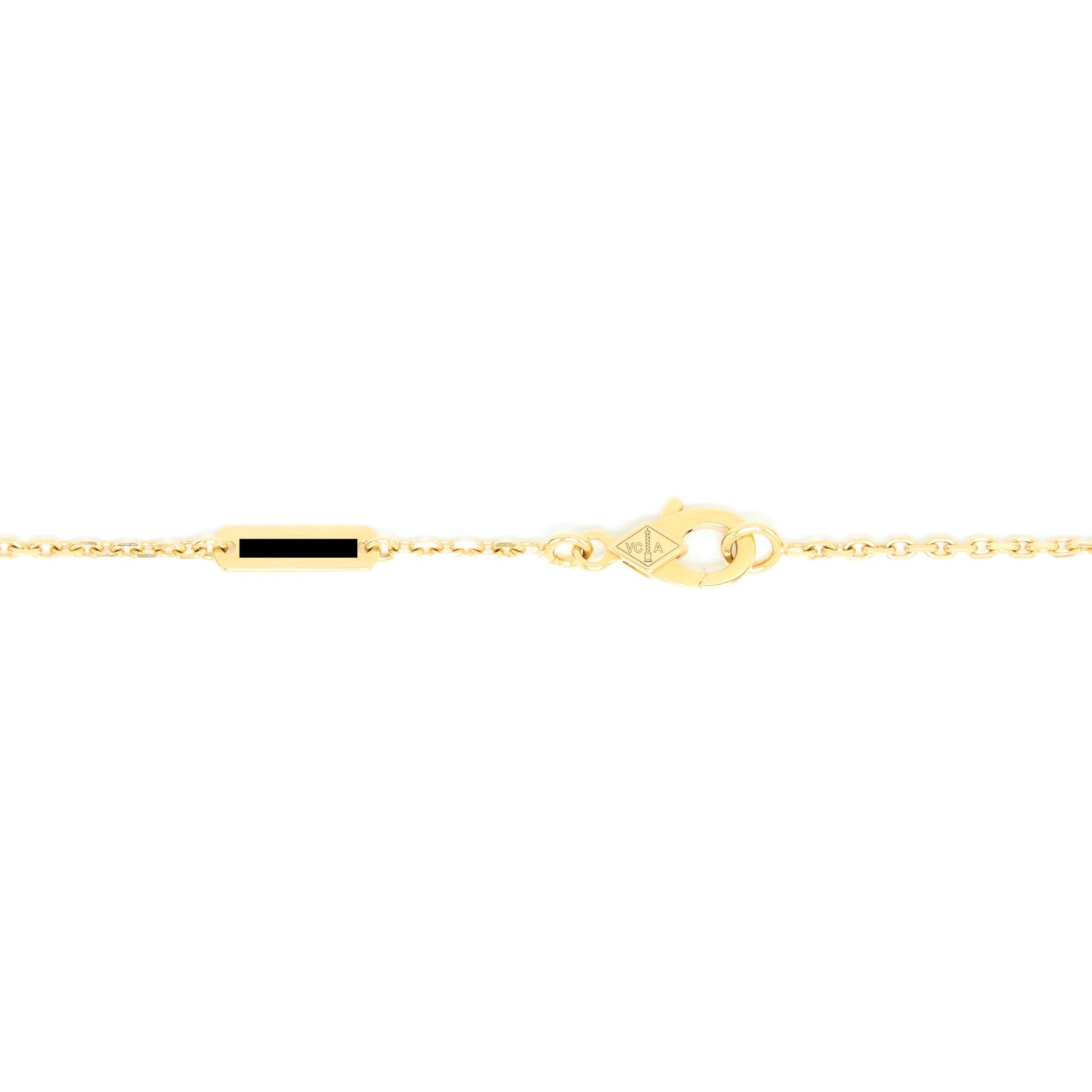 VAN CLEEF & ARPELS VINTAGE ALHAMBRA PENDANT MOTHER OF PEARL/YELLOW GOLD