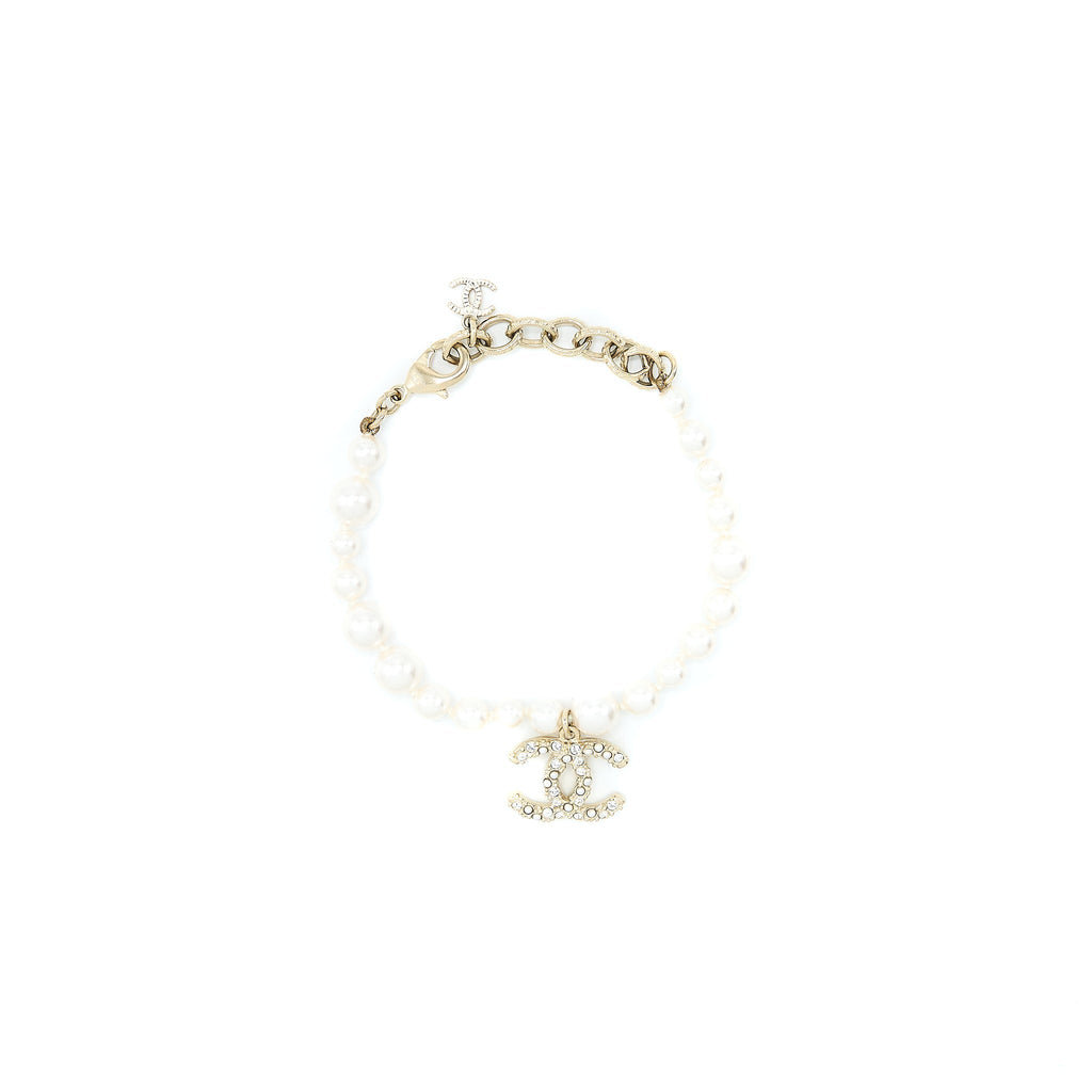 CHANEL CC LOGO DROPPED BRACELET PEARL/CRYSTAL LIGHT GOLD TONE