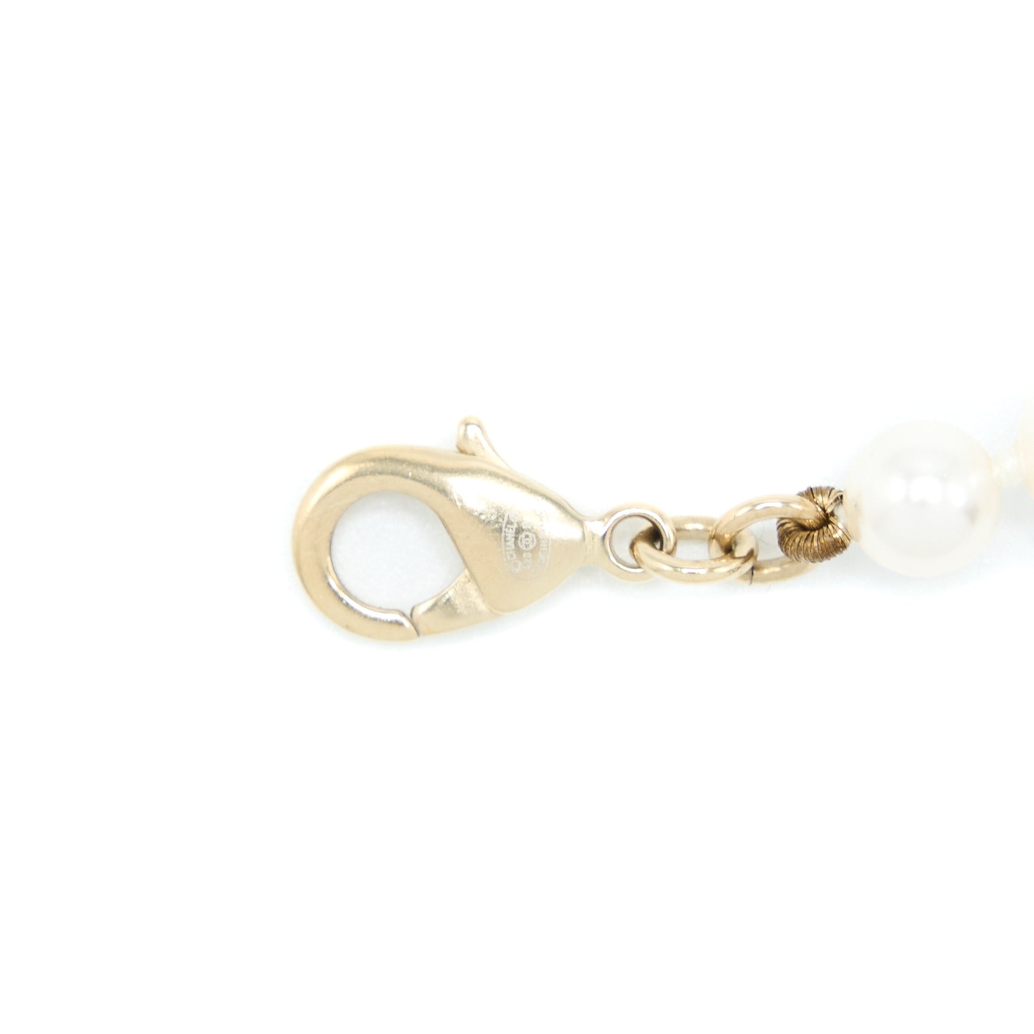 CHANEL CC LOGO DROPPED BRACELET PEARL/CRYSTAL LIGHT GOLD TONE
