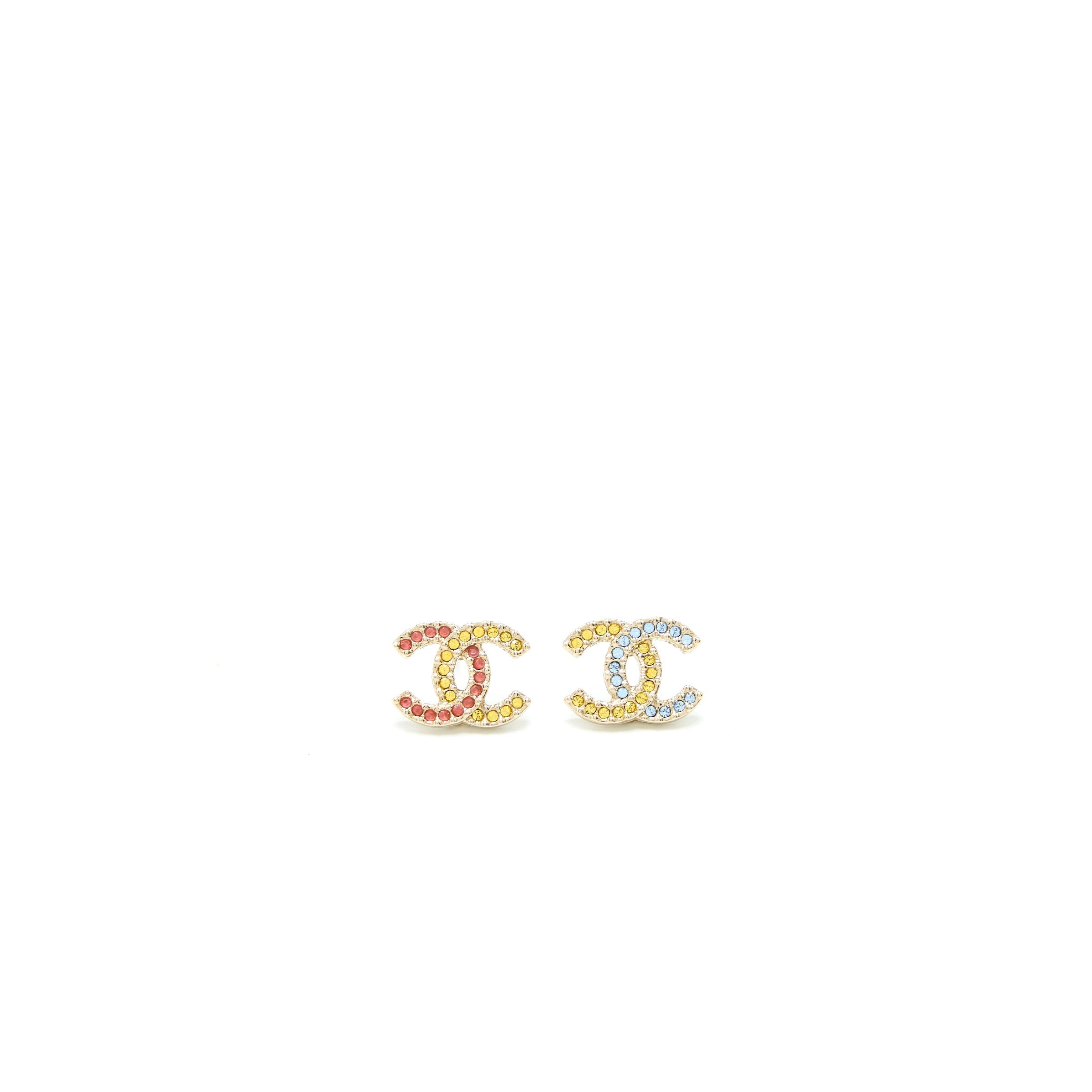 CHANEL CC LOGO EARRINGS CRYSTAL MULTICOLOUR LIGHT GOLD TONE