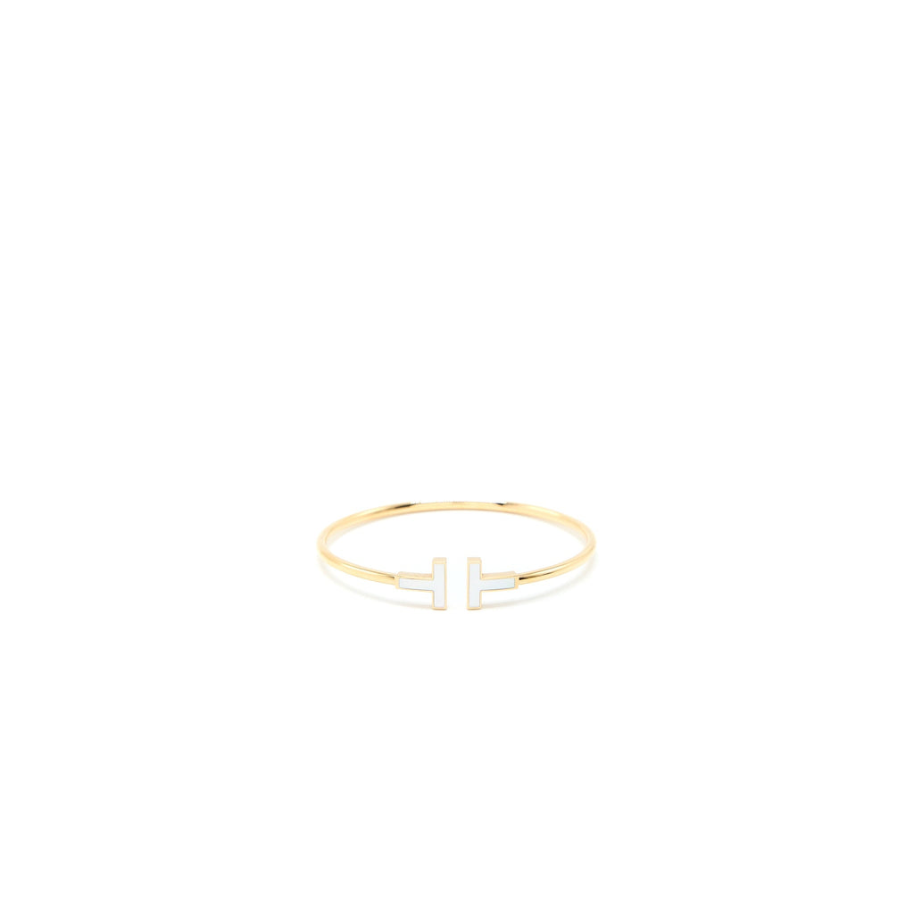 TIFFANY T WIRE BRACELET IN YELLOW GOLD/MOTHER OF PEARL