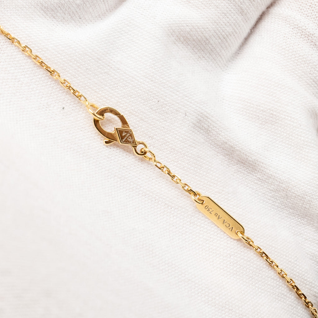 VAN CLEEF & ARPELS VINTAGE ALHAMBRA PENDANT ONYX YELLOW GOLD