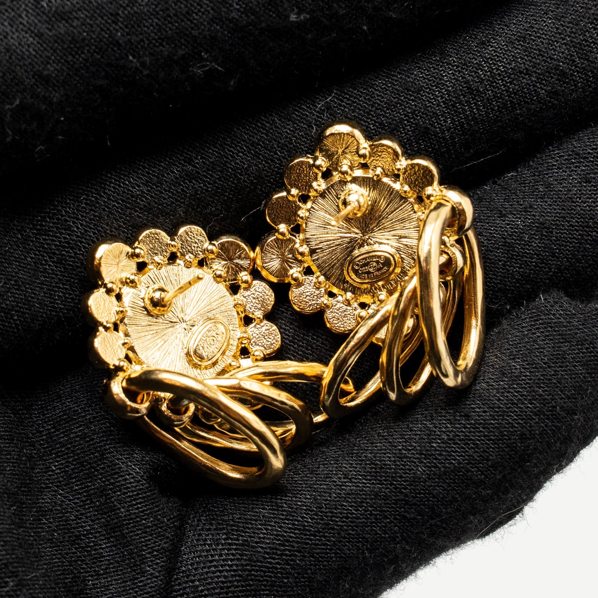 CHANEL FAUX PEARL & STRASS CC DROP EARRINGS GOLD TONE