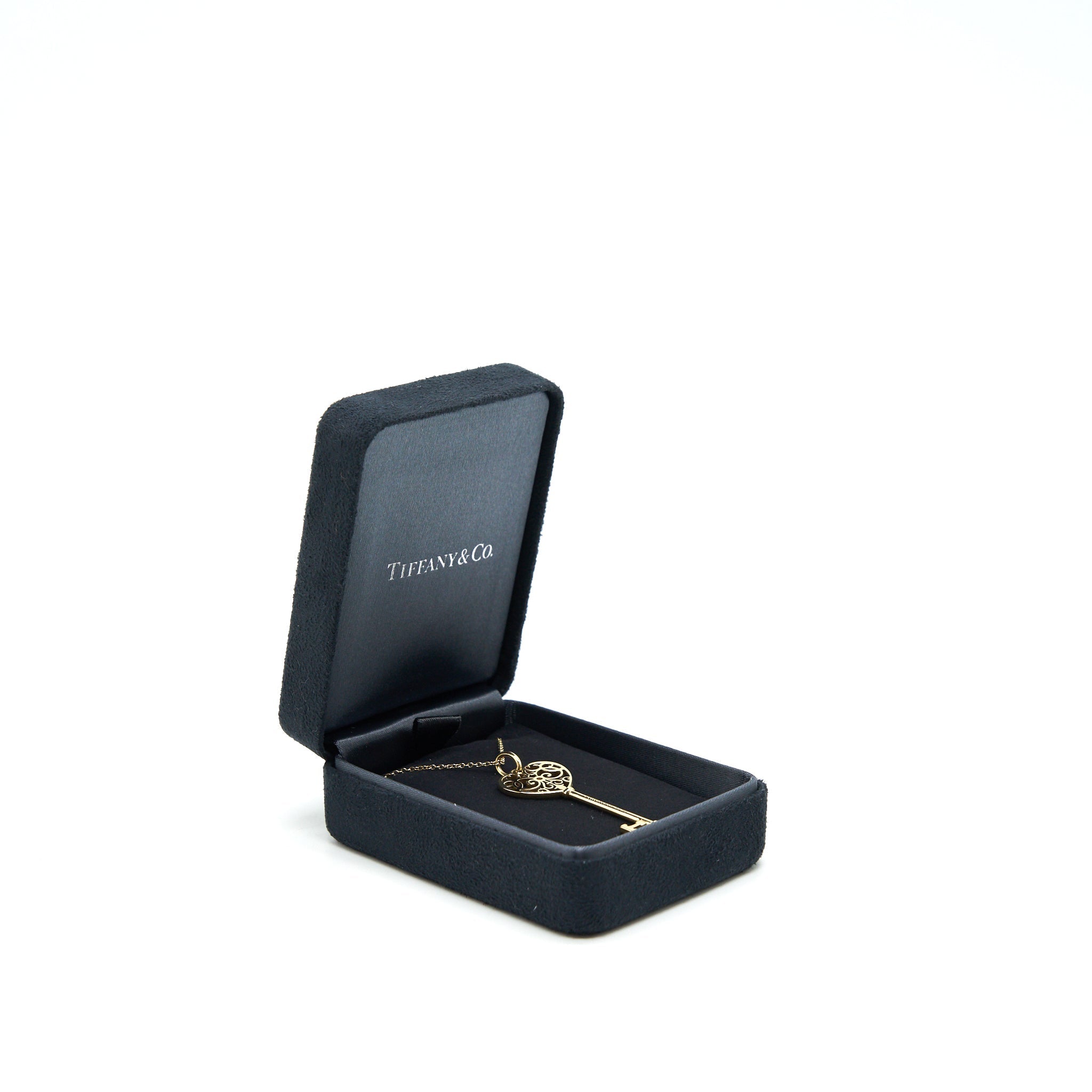TIFFANY & CO ENCHANT HEART KEY PENDANT NECKLACE 18K YELLOW GOLD & DIAMOND
