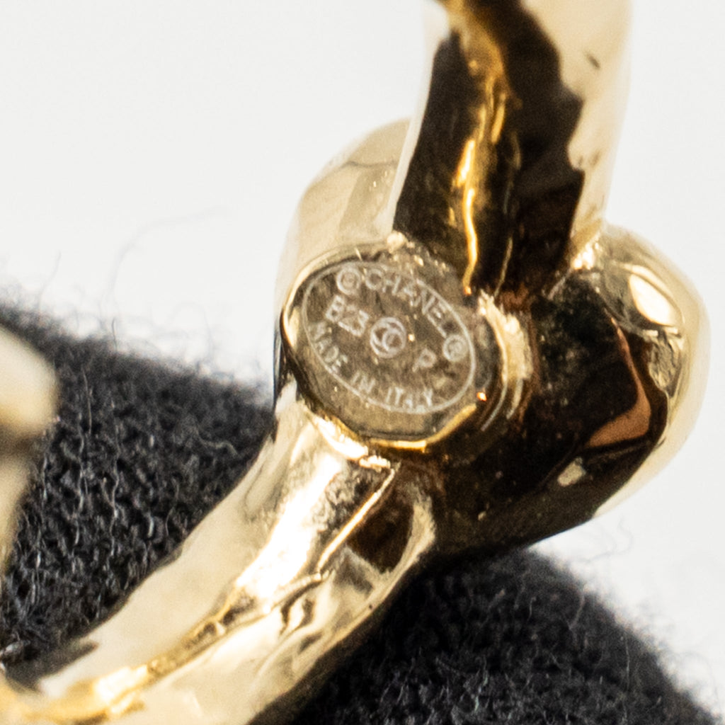 CHANEL CC LOGO HEART DROPPED EARRINGS LIGHT GOLD TONE