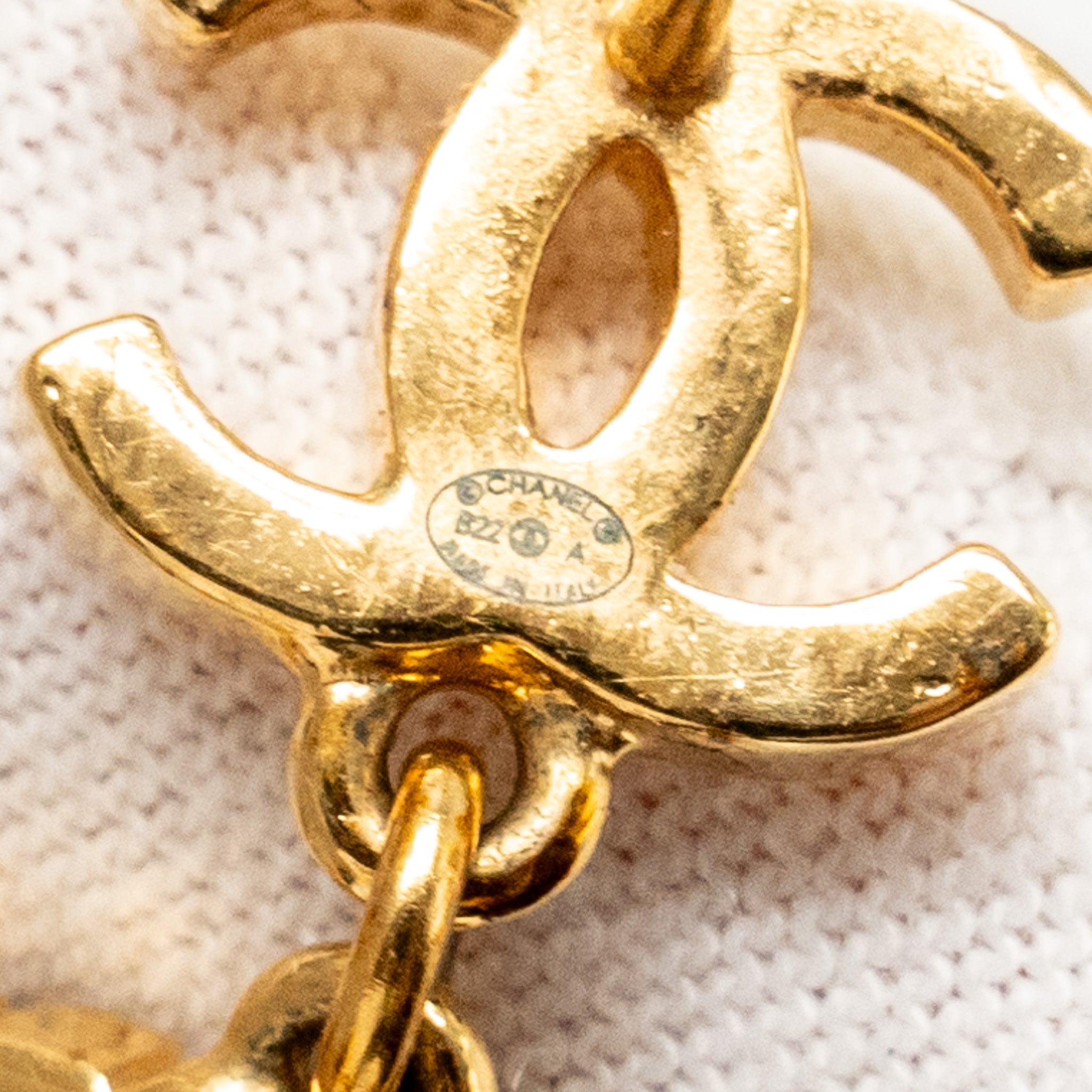 CHANEL CC LOGO RUE CAMBON DROP EARRINGS GOLD TONE