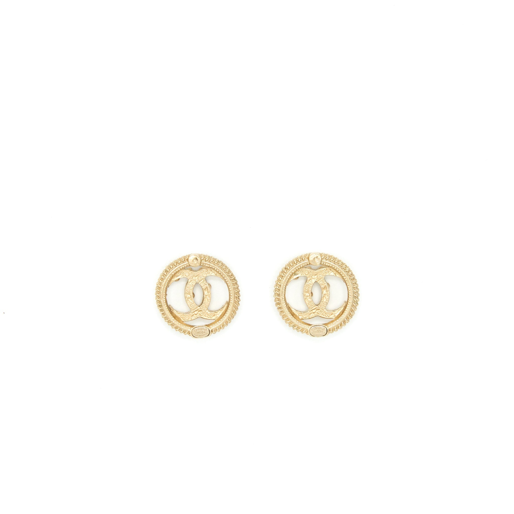 CHANEL ROUND CC LOGO CRYSTAL AND PEARL EARRINGS GHW