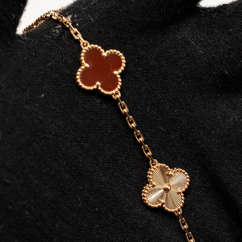 VAN CLEEF AND ARPELS VINTAGE ALHAMBRA BRACELET 5 MOTIFS 18K ROSE GOLD, CARNELIAN