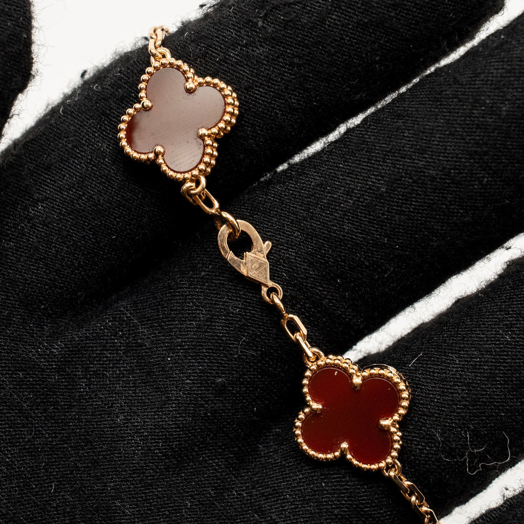 VAN CLEEF AND ARPELS VINTAGE ALHAMBRA BRACELET 5 MOTIFS 18K ROSE GOLD, CARNELIAN