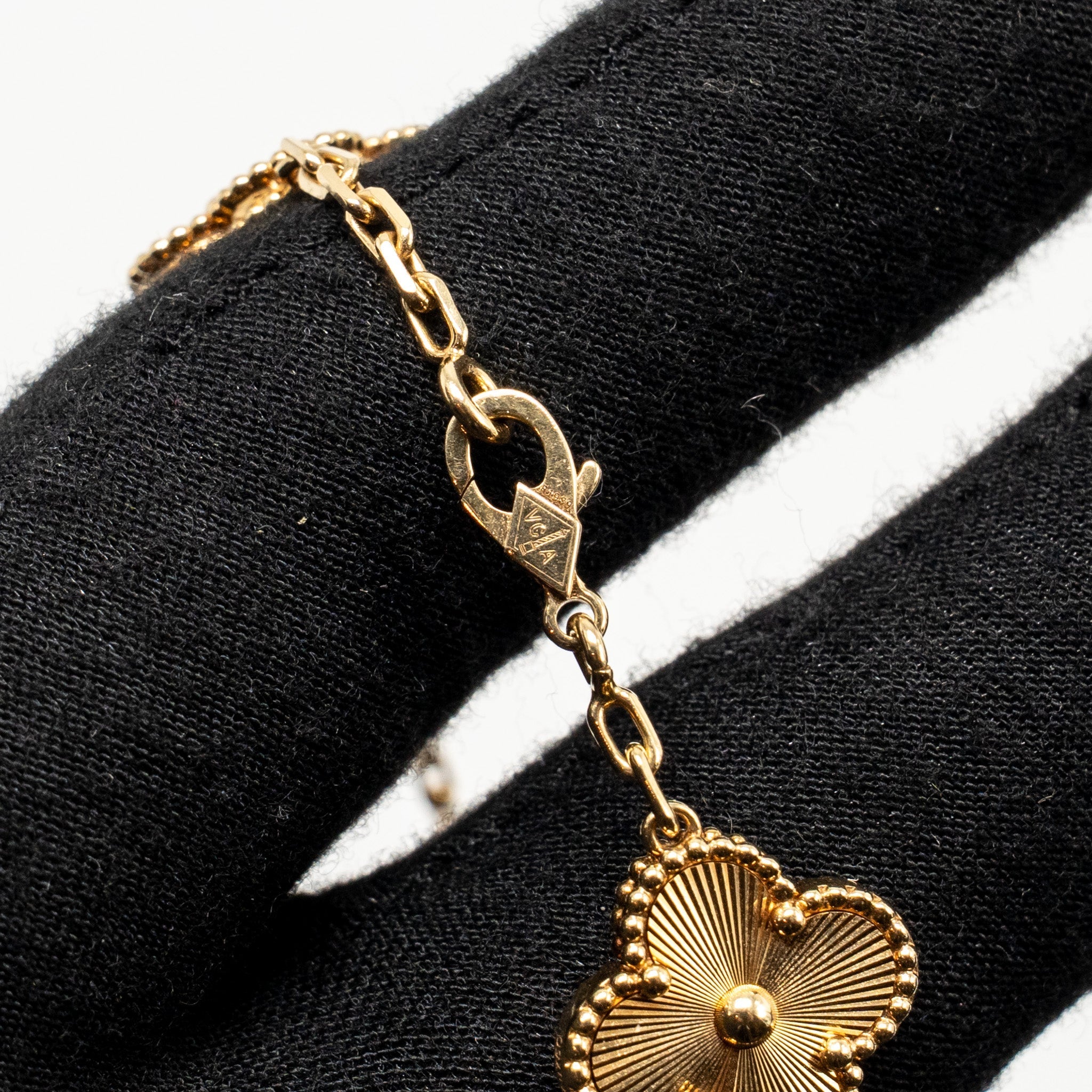 VAN CLEEF & ARPELS VINTAGE ALHAMBRA BRACELET 5 MOTIFS YELLOW GOLD