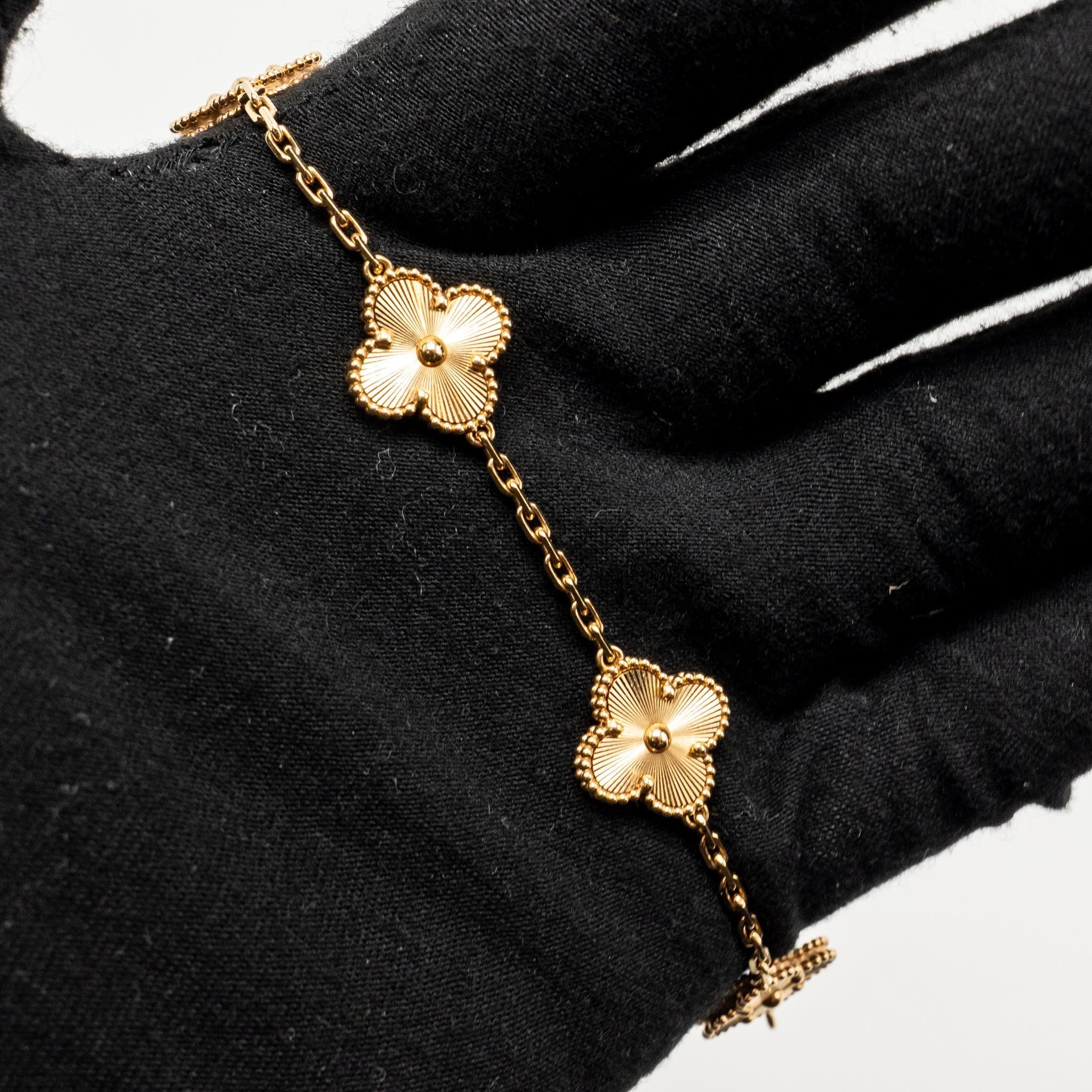 VAN CLEEF & ARPELS VINTAGE ALHAMBRA BRACELET 5 MOTIFS GUILLOCHE YELLOW GOLD