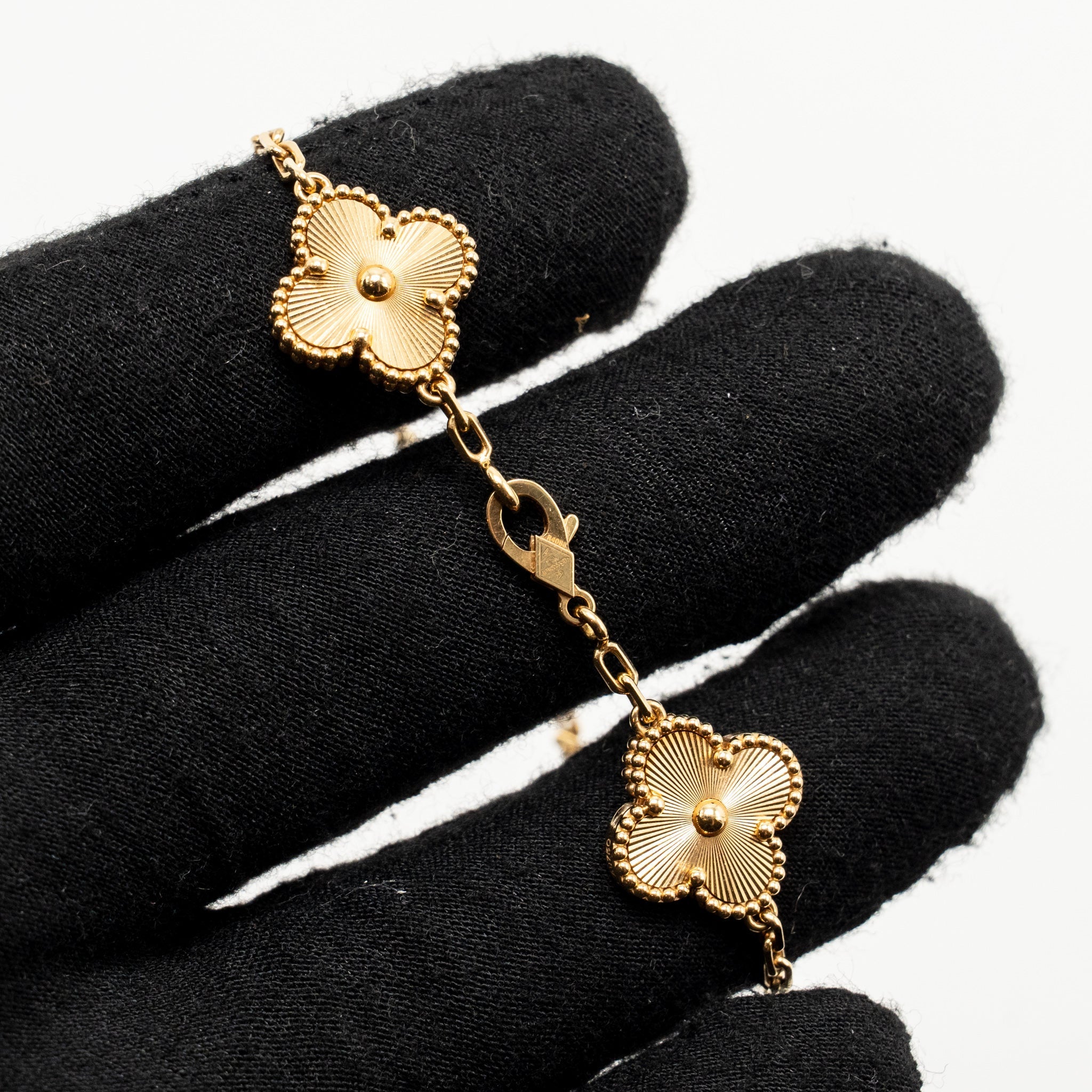 VAN CLEEF & ARPELS VINTAGE ALHAMBRA BRACELET 5 MOTIFS GUILLOCHE YELLOW GOLD