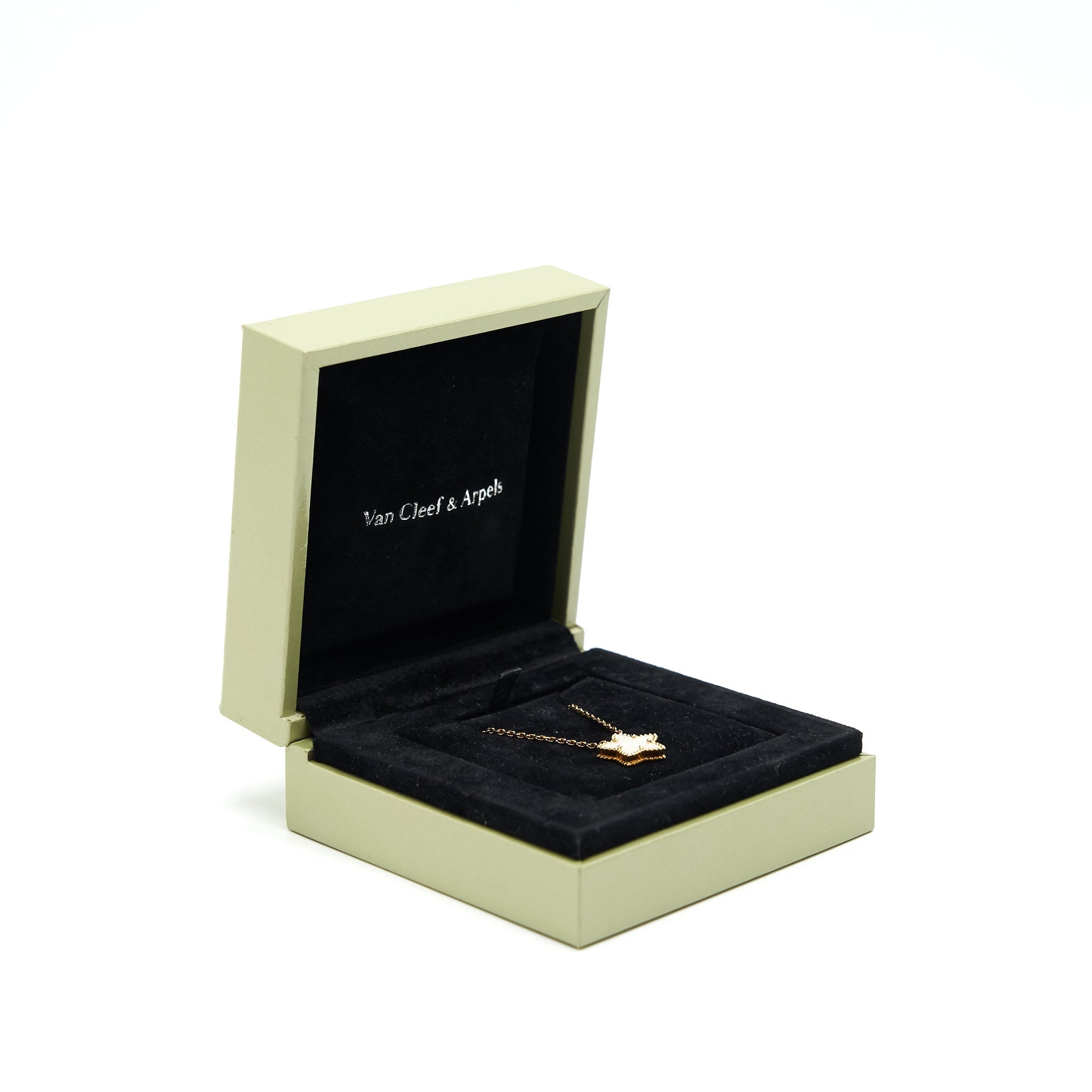VAN CLEEF & ARPELS VINTAGE LUCKY STAR YELLOW GOLD WHITE MOTHER-OF-PEARL