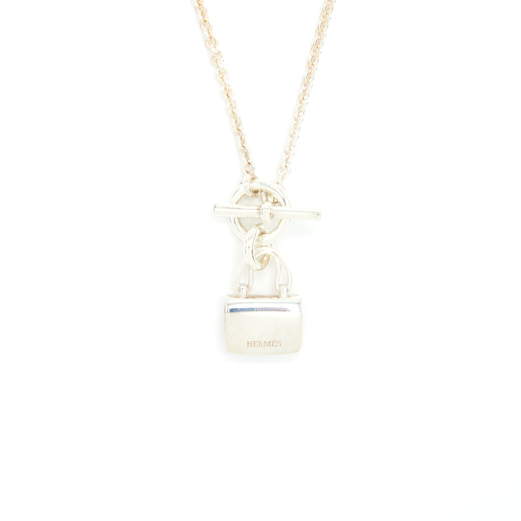 HERMES AMULETTES CONSTANCE PENDANT STERLING SILVER WITH TOGGLE CLOSURE