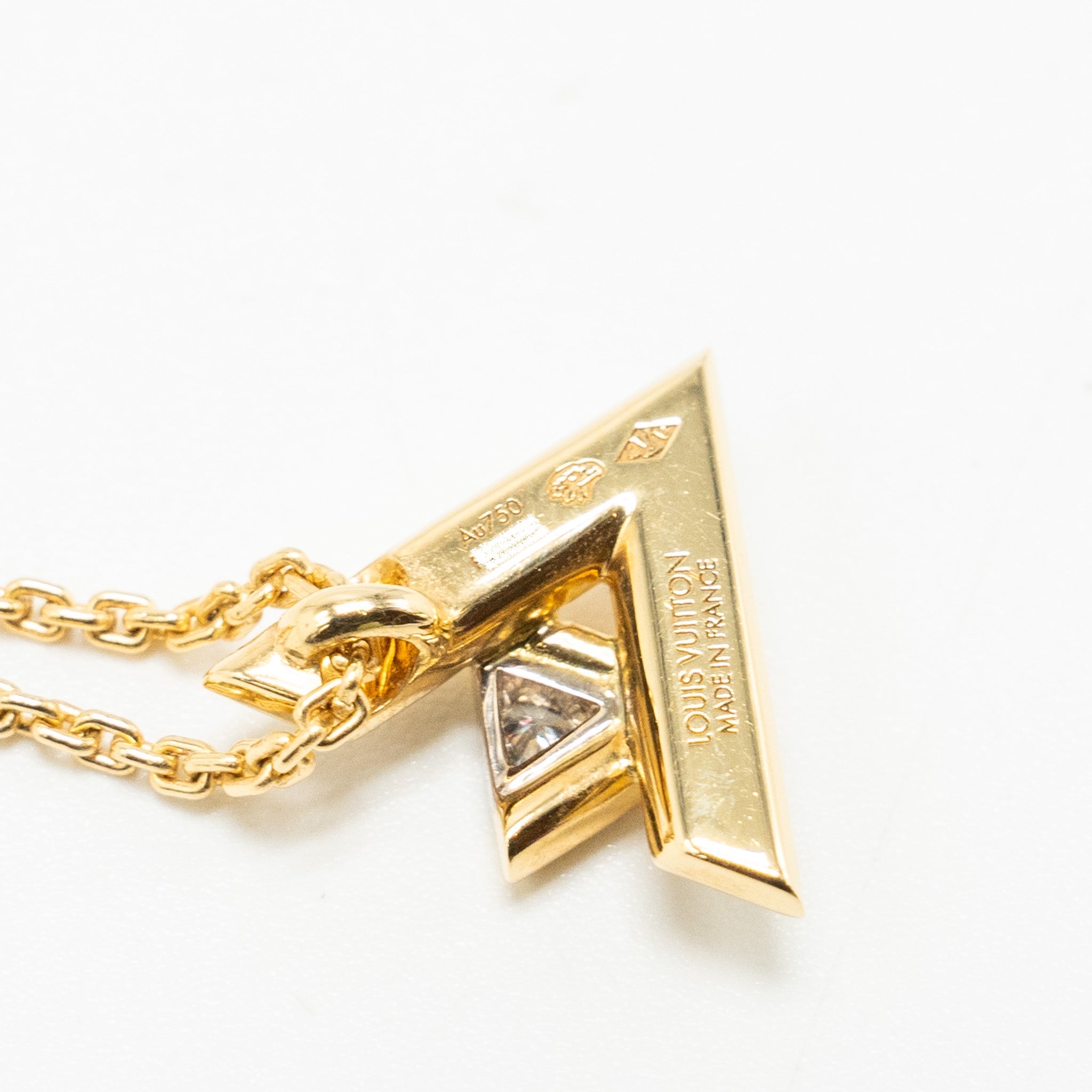LOUIS VUITTON LV VOLT ONE SMALL PENDANT YELLOW GOLD/DIAMOND
