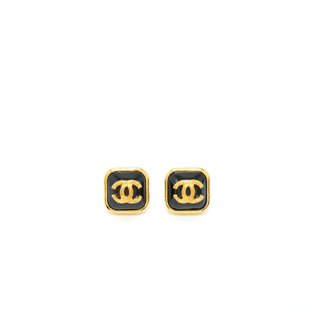 CHANEL SQUARE WITH CC LOGO EARRINGS BLACK AND GOLD TONE