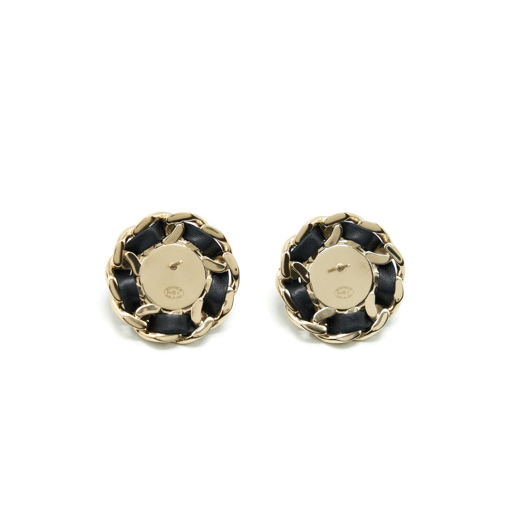 CHANEL ROUND PEARL EARRINGS LGHW