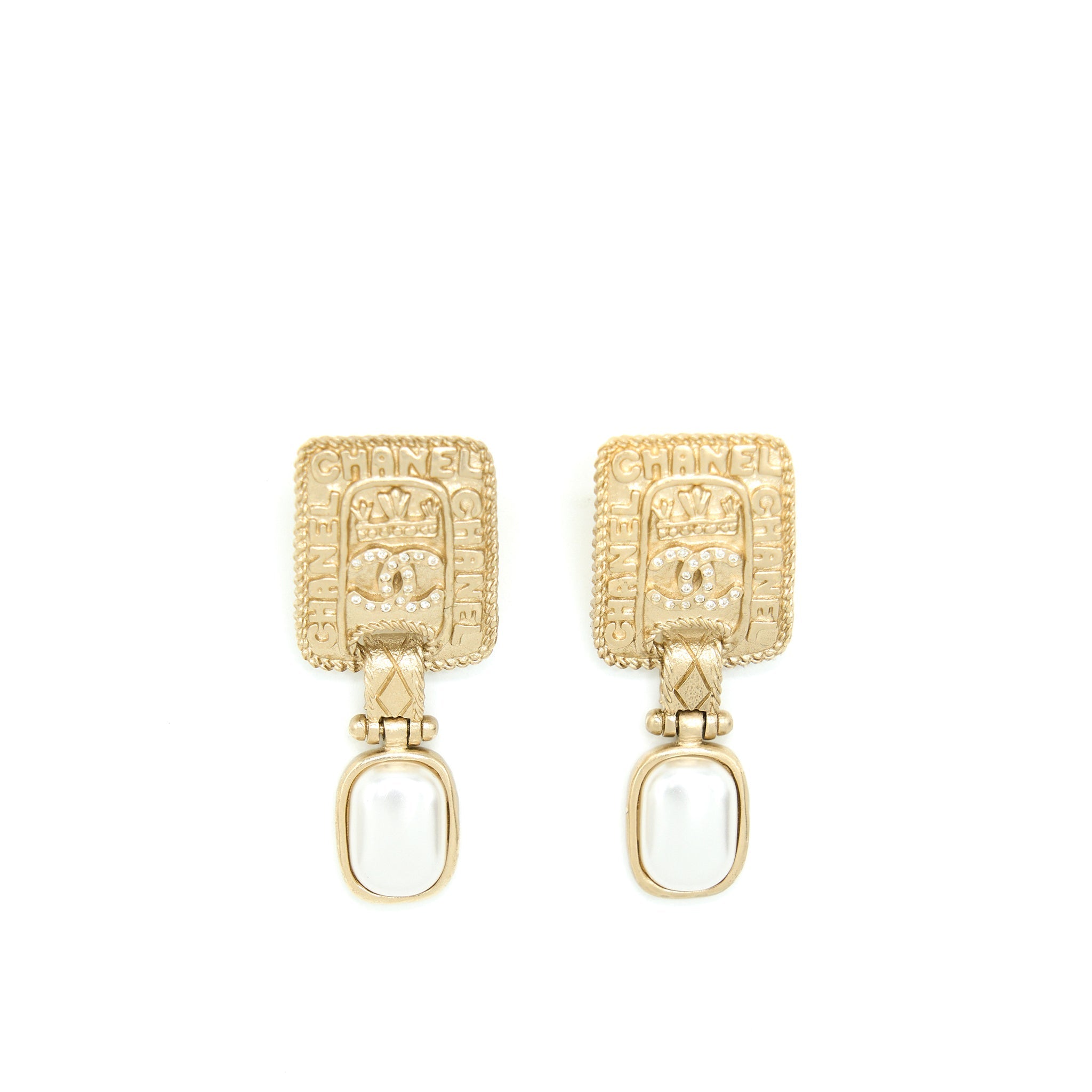 CHANEL GOLD PLATE PEARL DROP EARRINGS BRUSHED LIGHT GOLD TONE