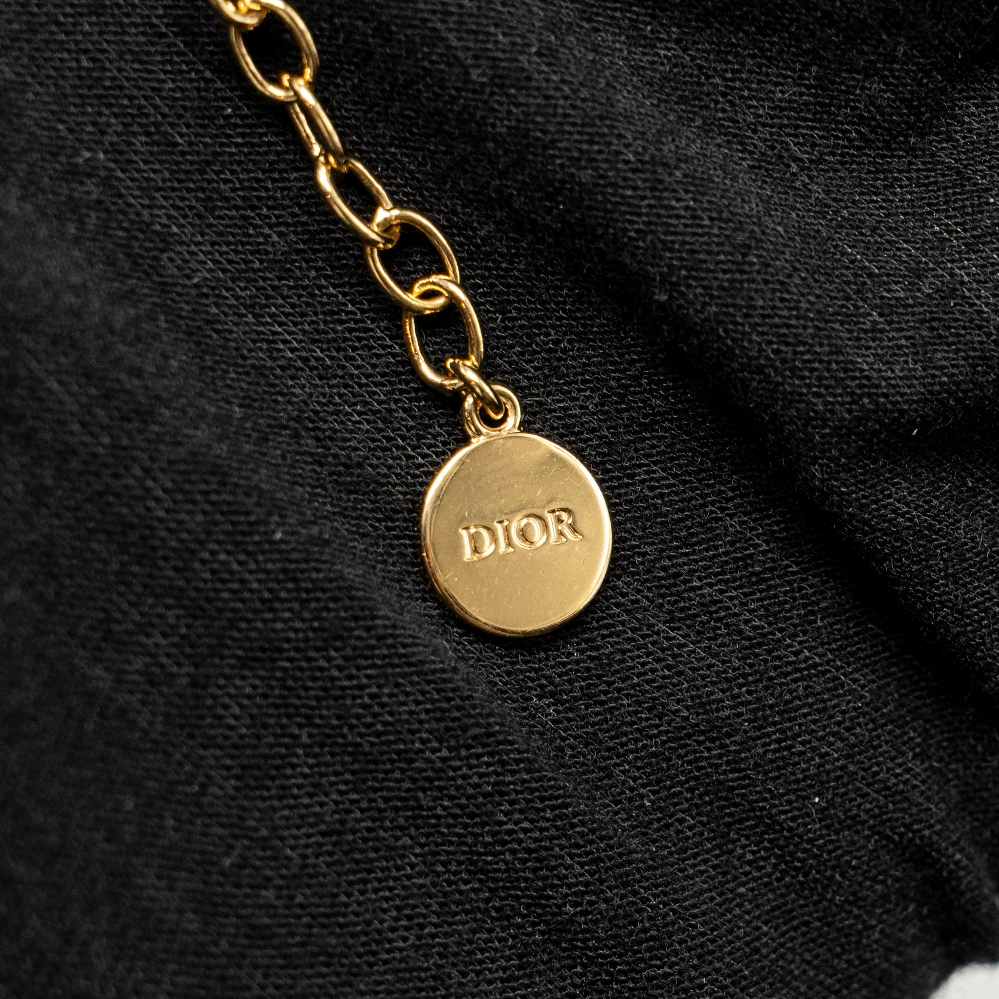 DIOR 30 MONTAIGNE BRACELET WHITE RESIN PEARLS GOLD TONE