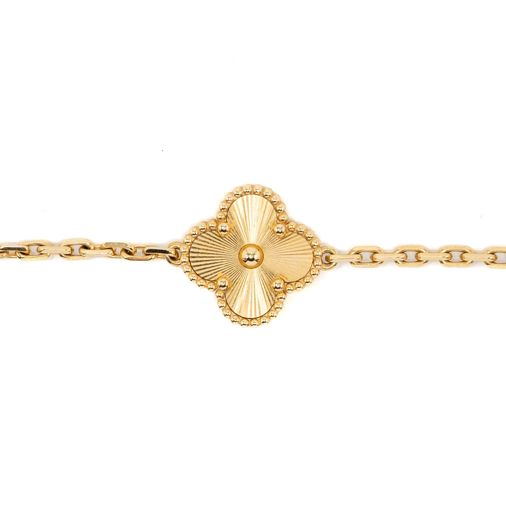 VAN CLEEF & ARPELS VINTAGE ALHAMBRA BRACELET, 5 MOTIF 18K YELLOW GOLD