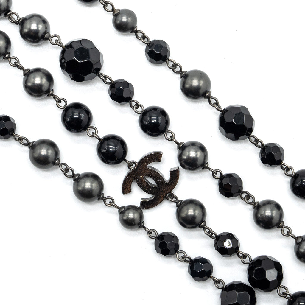 CHANEL CC LOGO LONG NECKLACE WITH PEARL BLACK/GREY